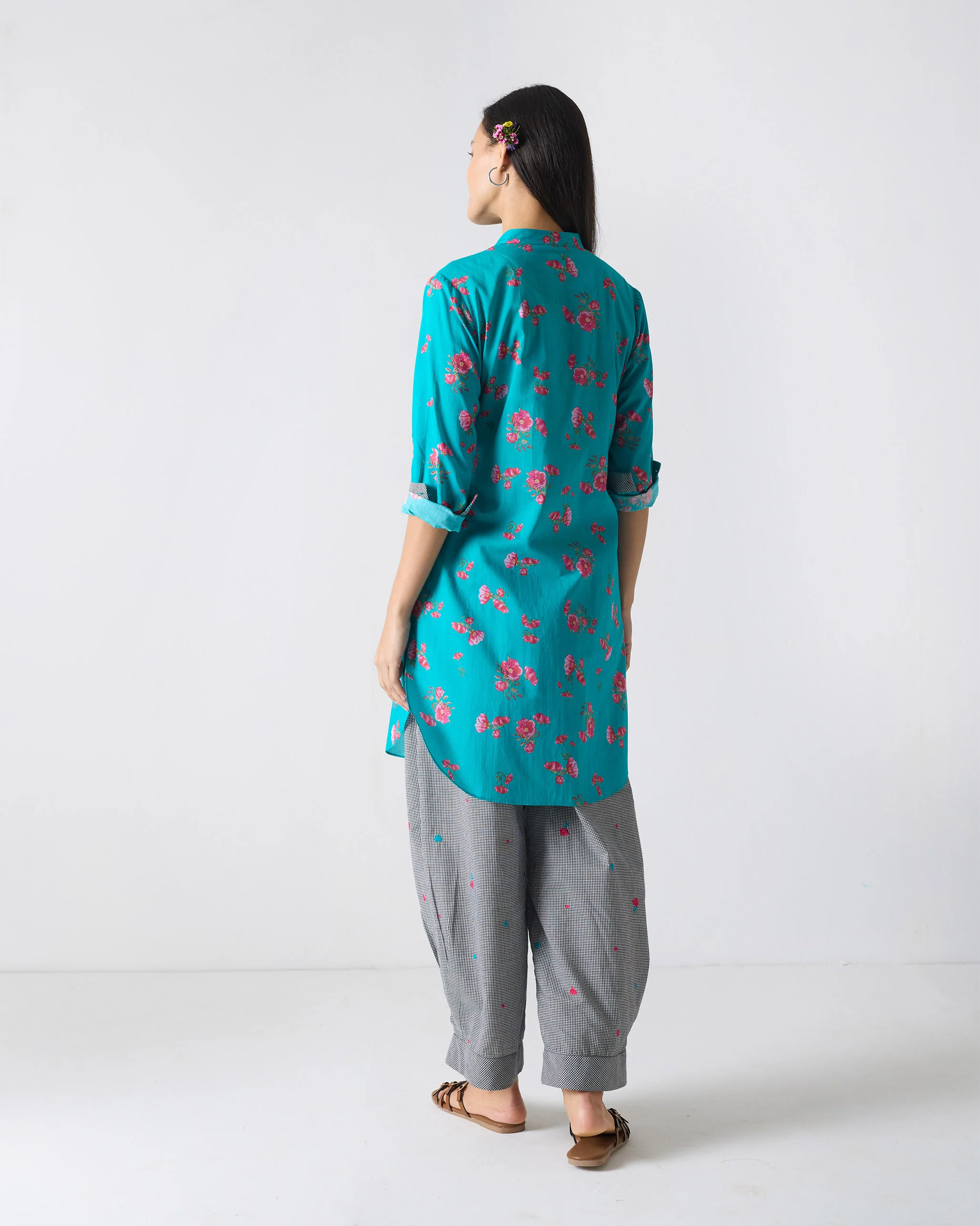 Basic Mid Length Kurta - Teal & Fuchsia Print - Image 3