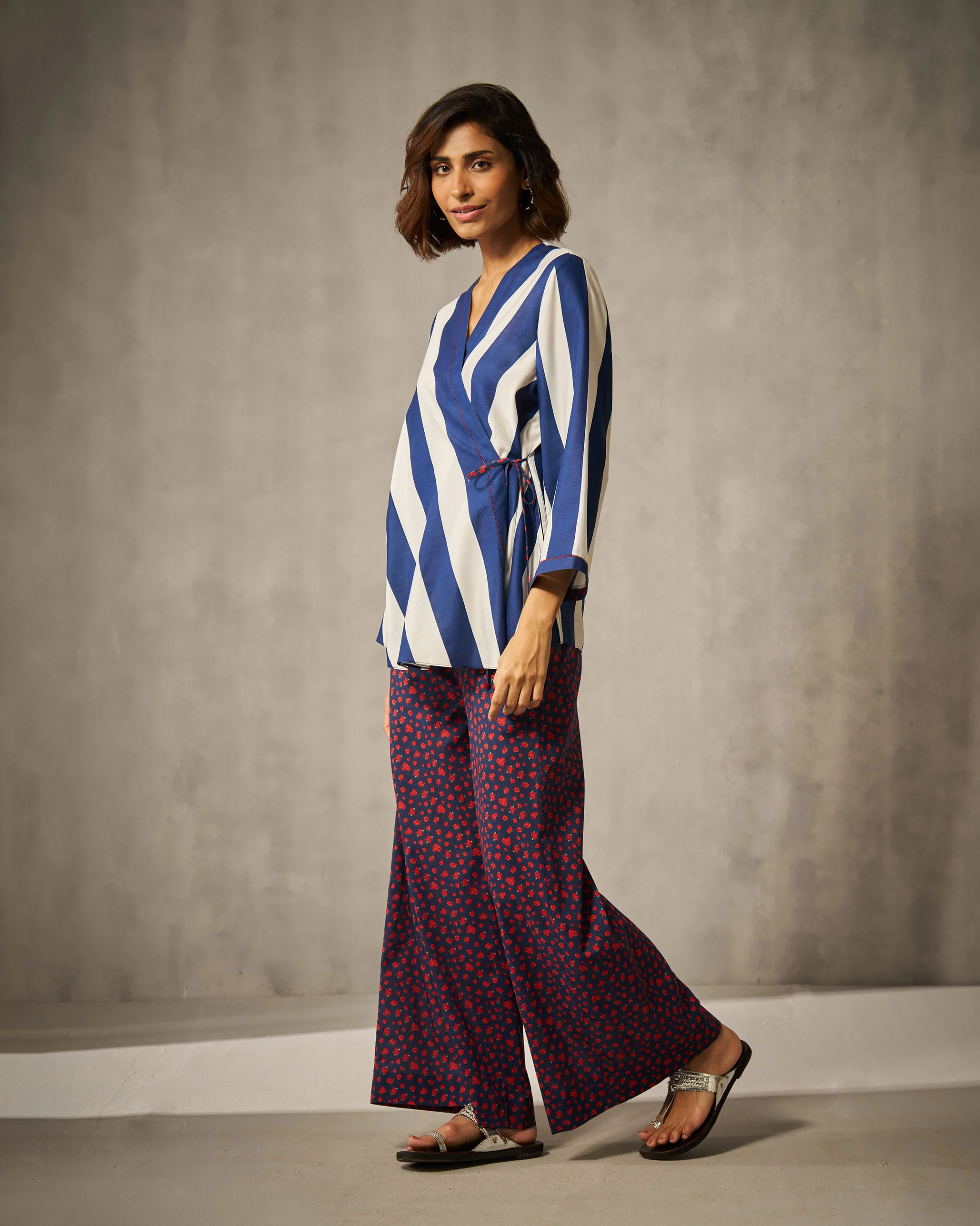 Basic Pyjamas - Navy & Red Print - Image 4