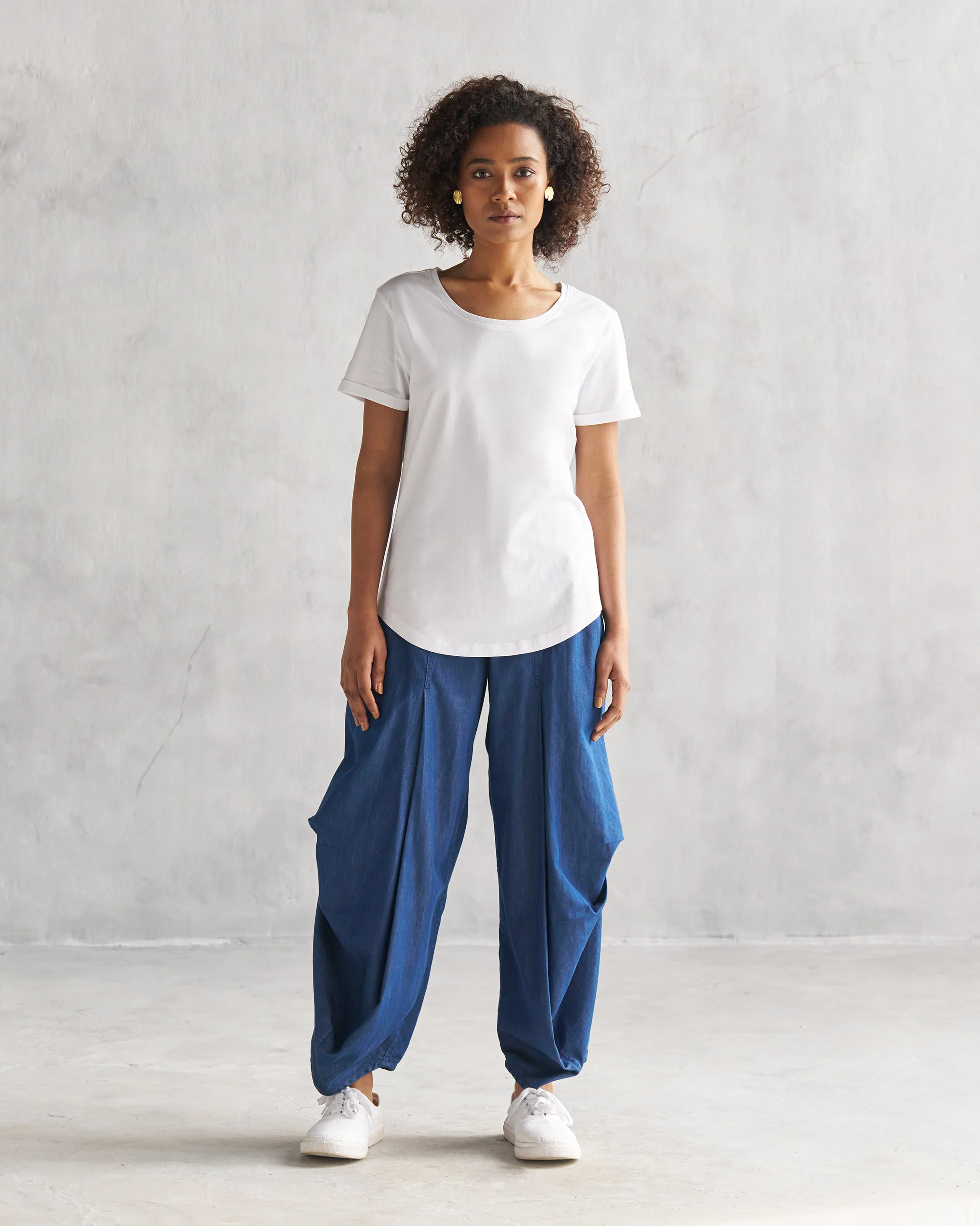 Basic T-Shirt - White - Image 4
