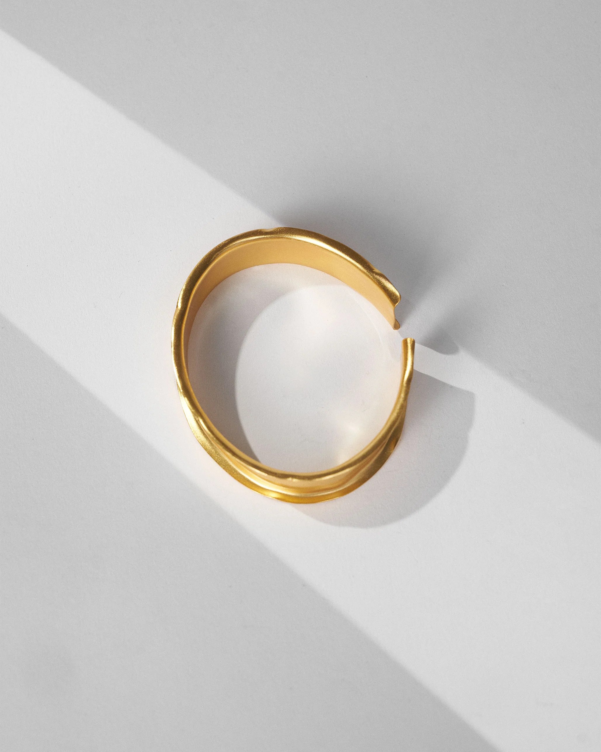 Batur Bangle Thick - Gold - Image 4