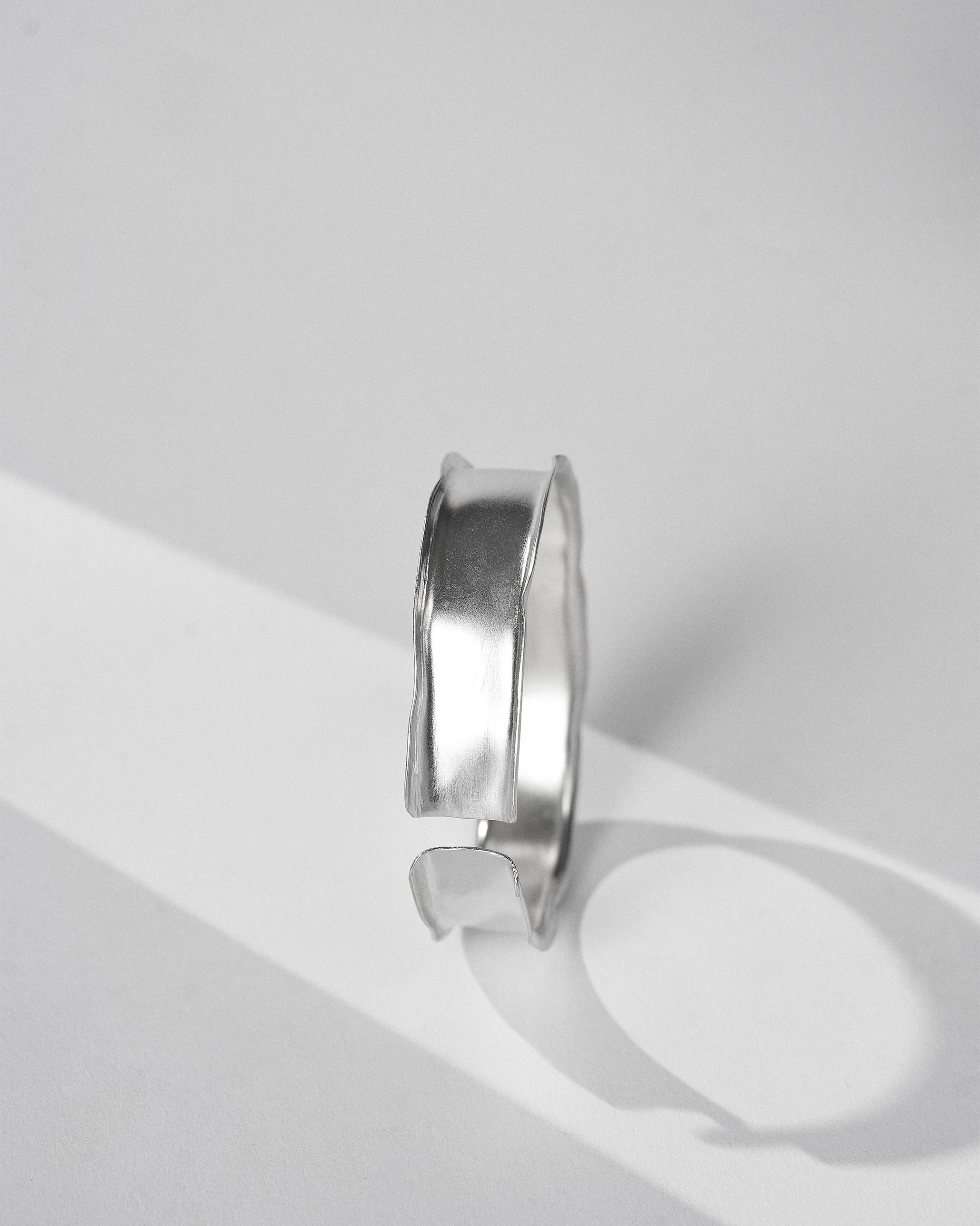 Batur Bangle Thick - Silver - Image 3
