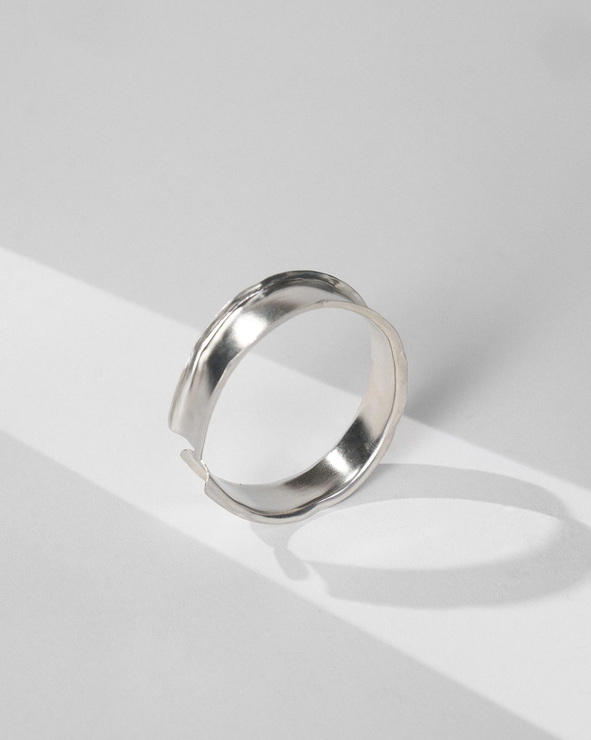 Batur Bangle Thick - Silver - Image 4