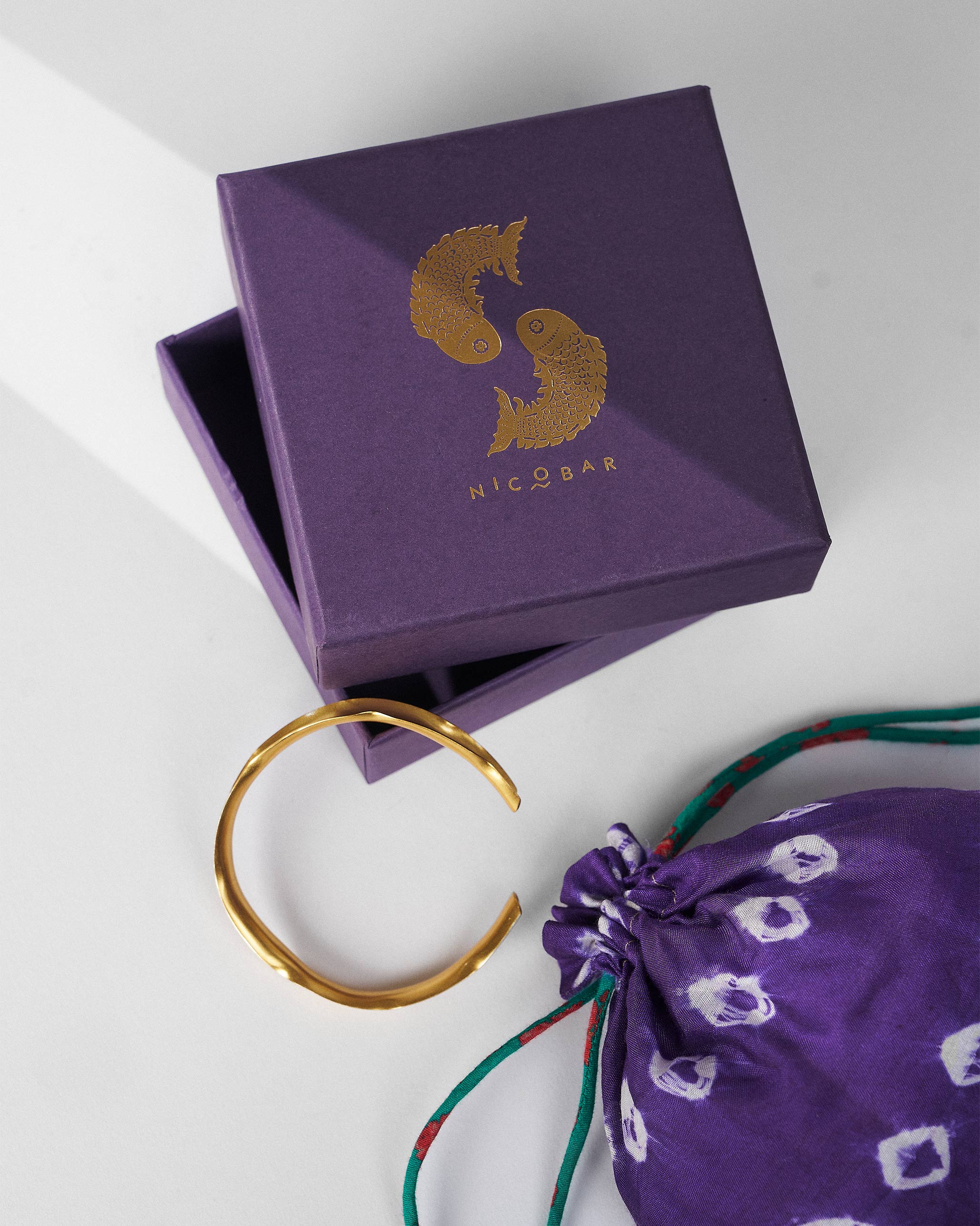 Batur Bangle Thin - Gold - Image 4