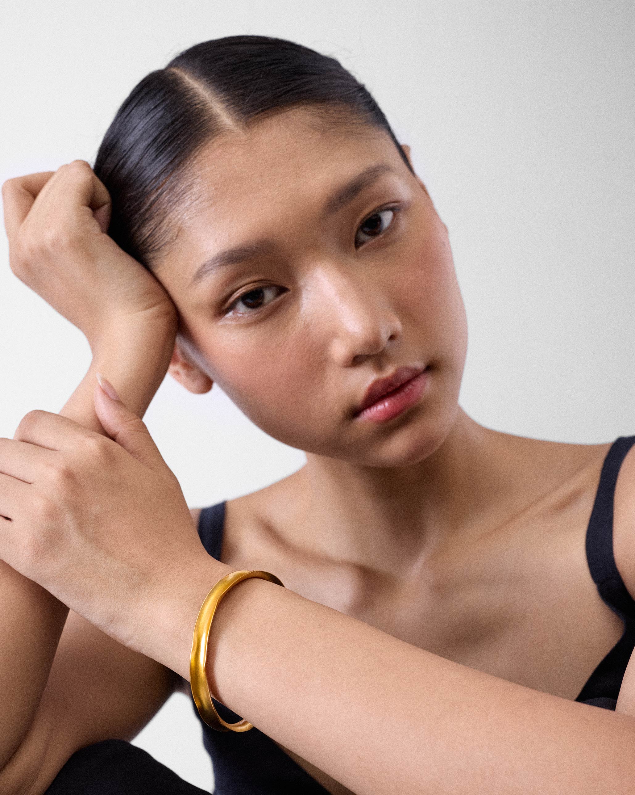 Batur Bangle Thin - Gold - Image 5