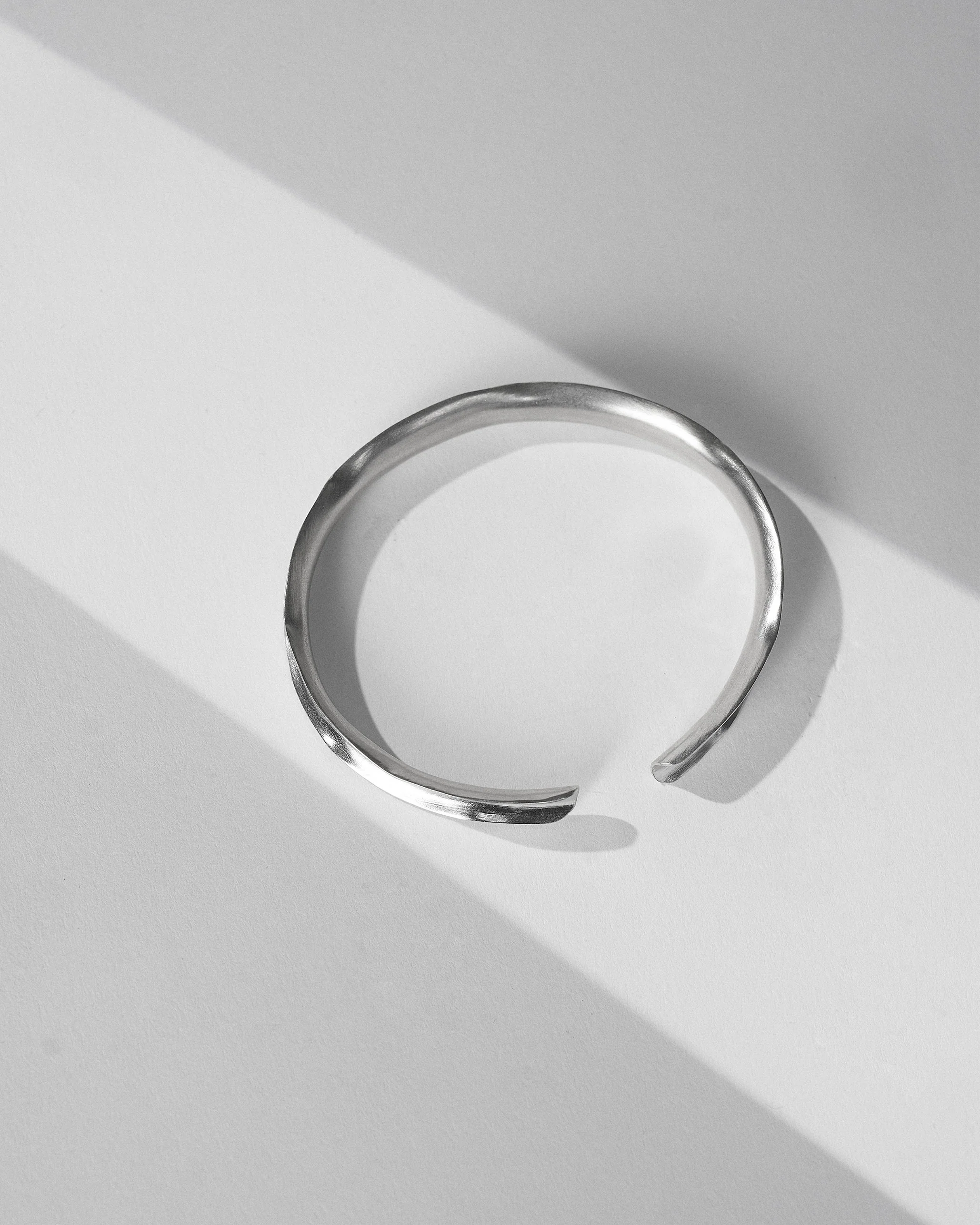Batur Bangle Thin - Silver - Image 4