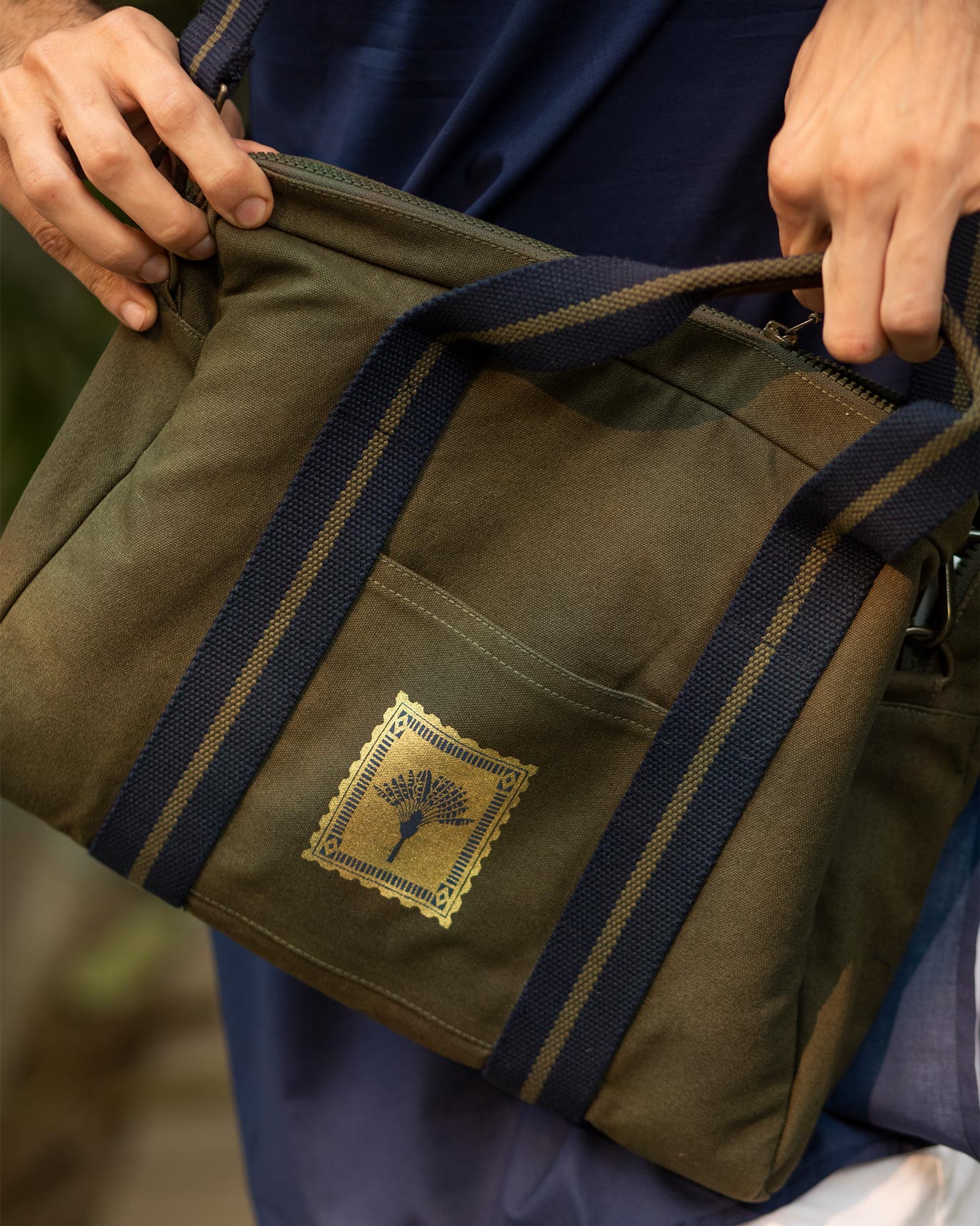Bay Laptop Case - Olive - Image 2
