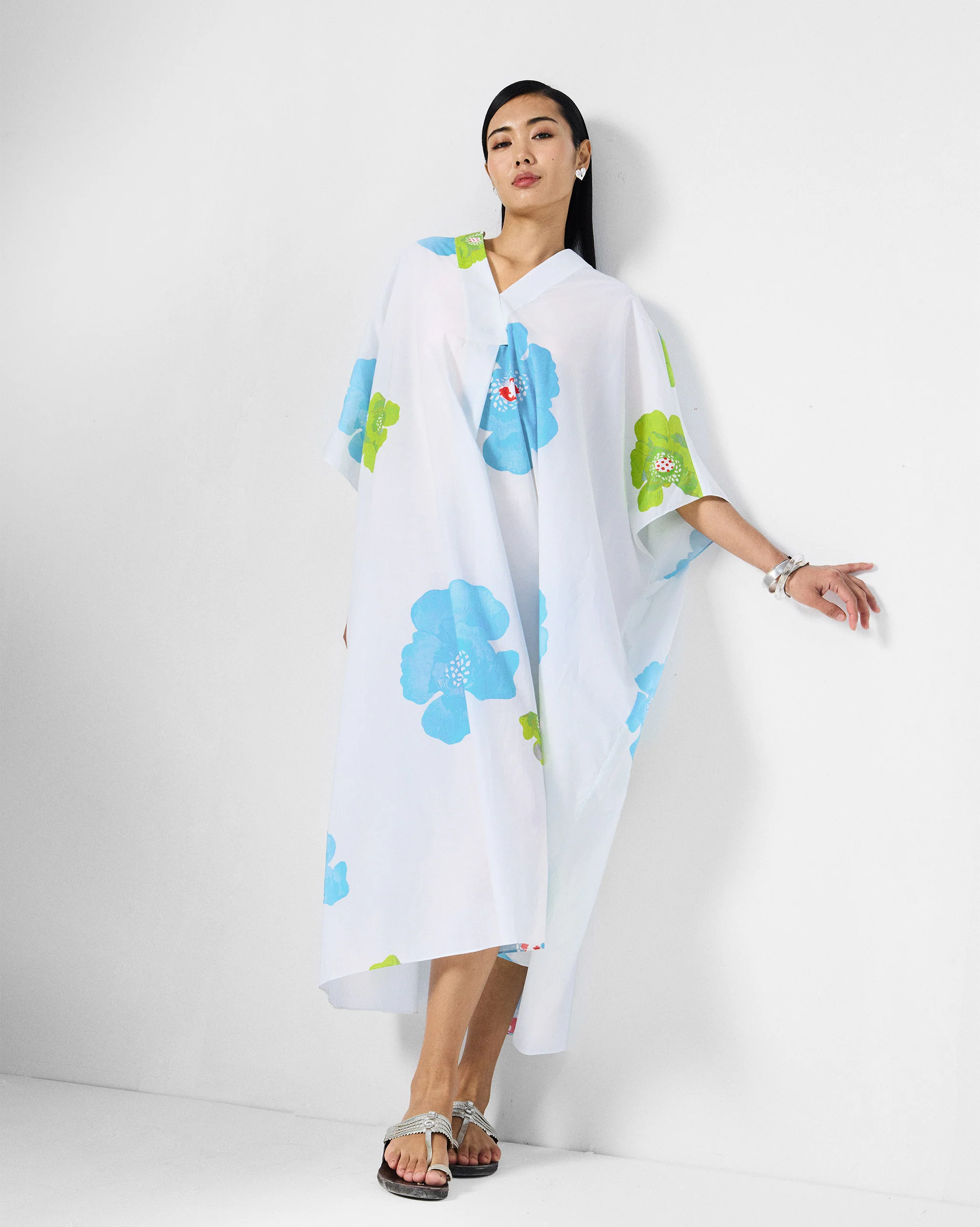Bea Kaftan - White & Blue Printed - Image 2