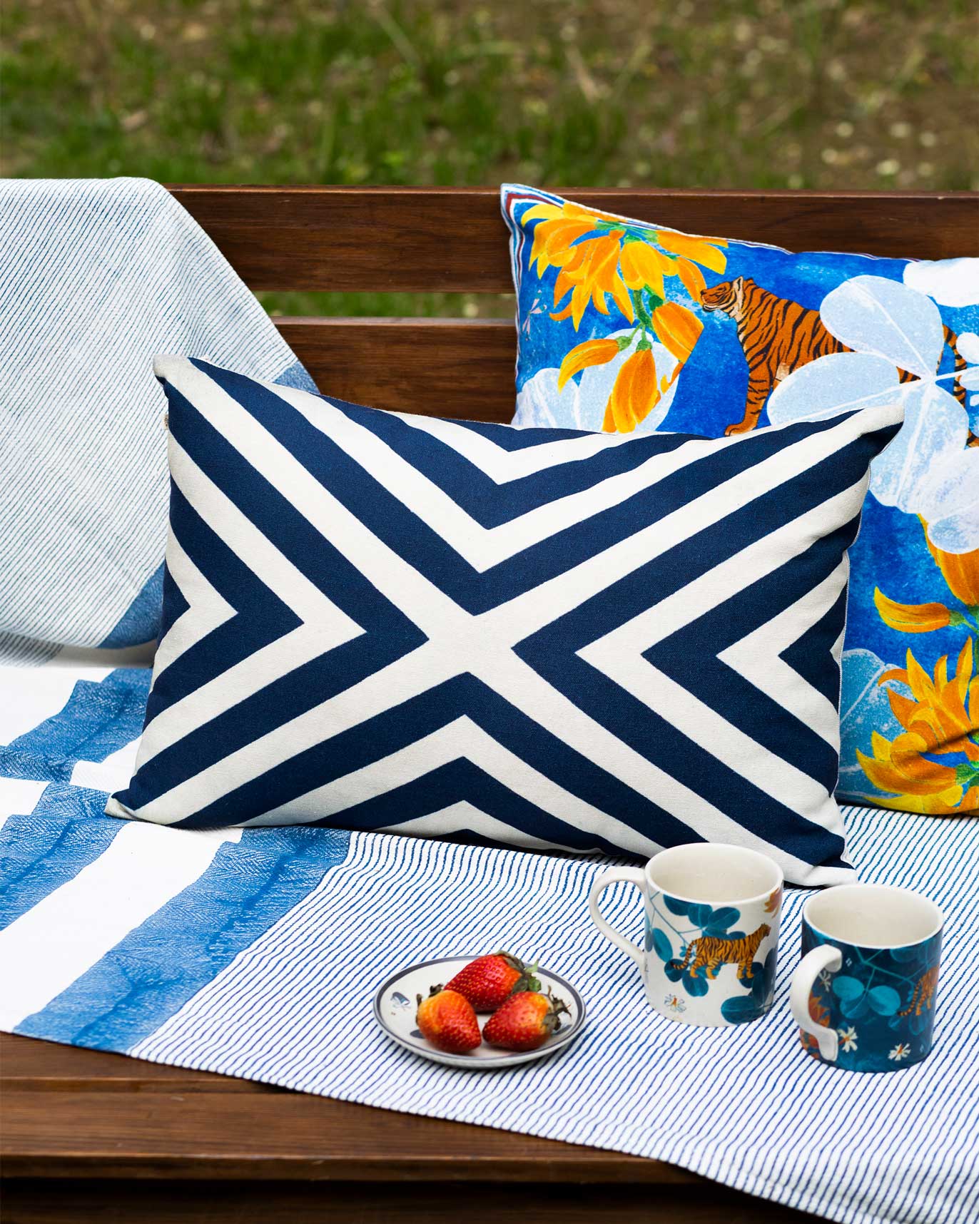 Bhoomi Cushion Cover - Indigo & Ivory - Image 3