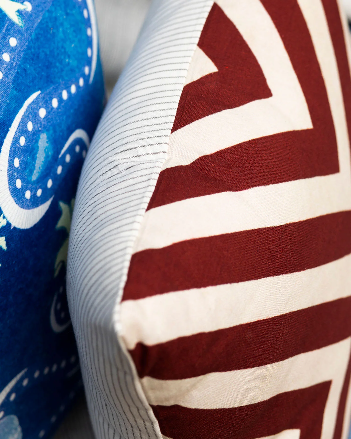Bhoomi Cushion Cover - Red & Ivory - Image 2