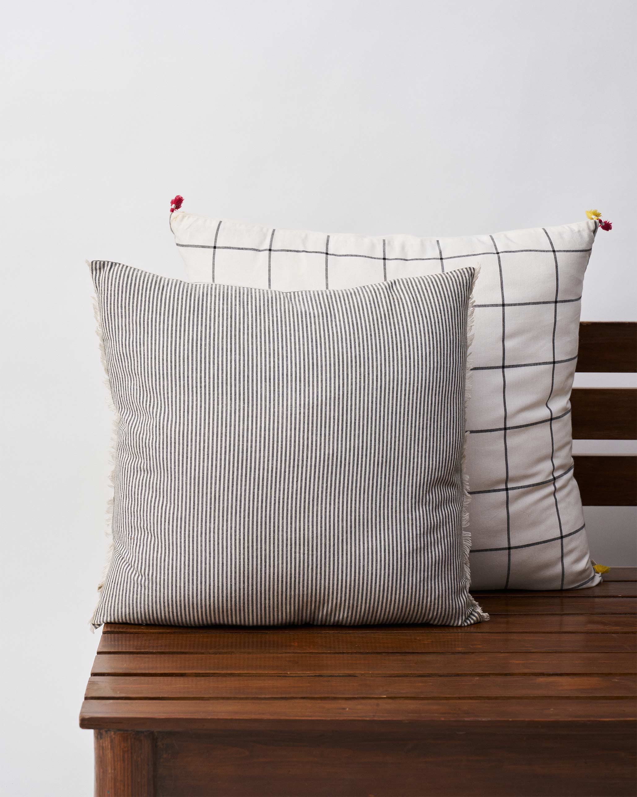Black & White Cushion Cover - Image 4