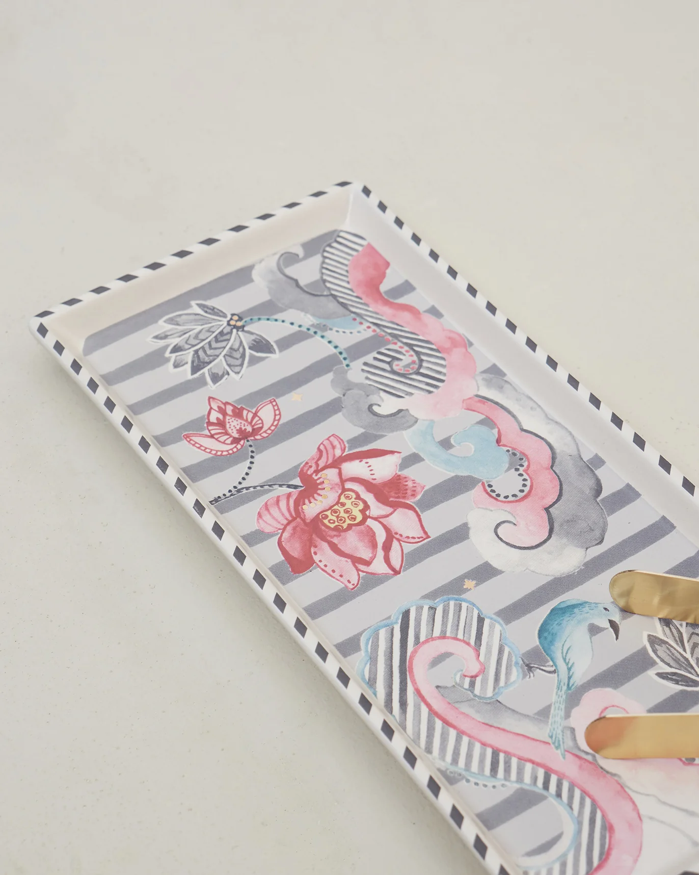 Bliss Cookie Tray with Tongs - Image 4