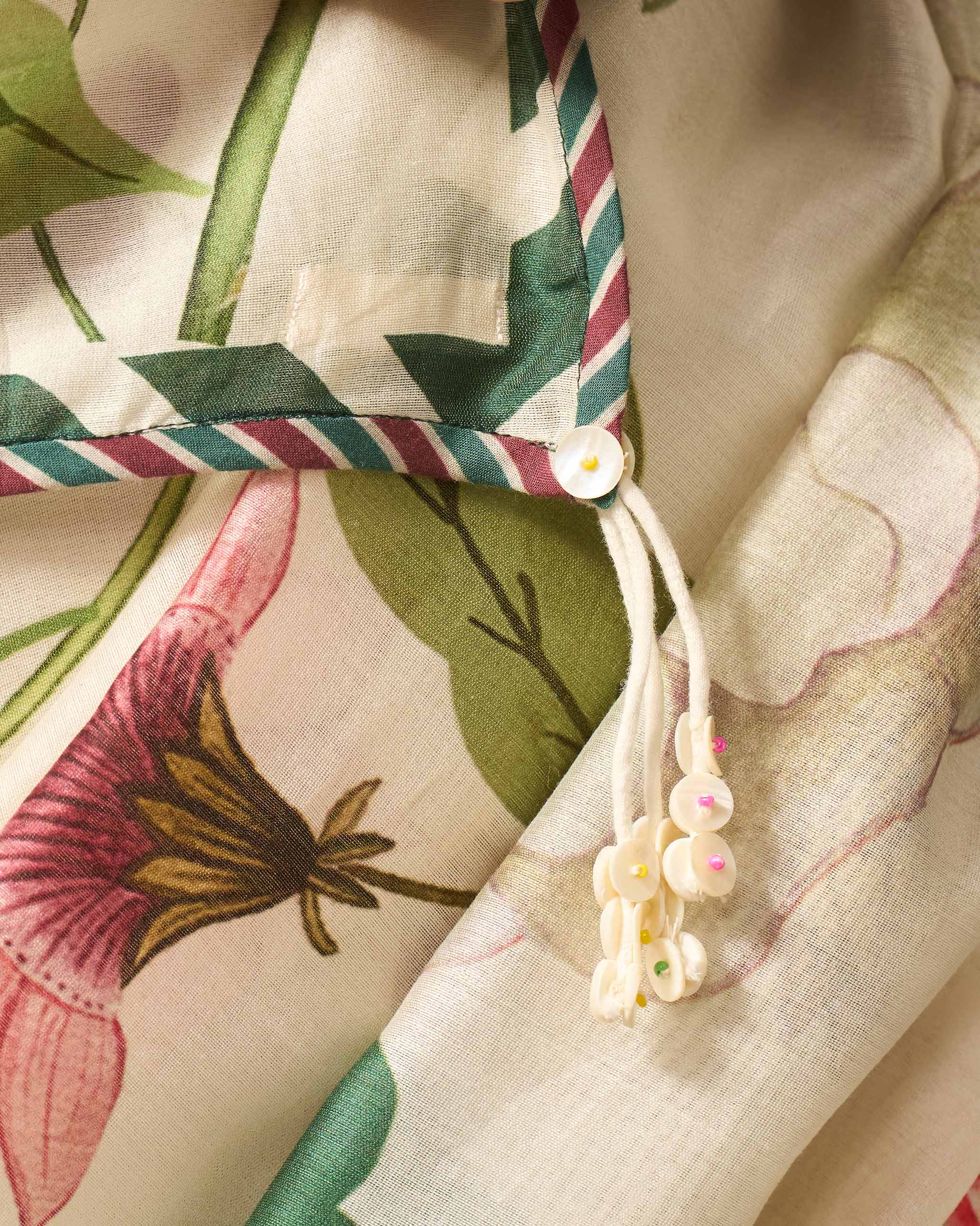 Bloom Bed Sari - Ivory Print - Image 3
