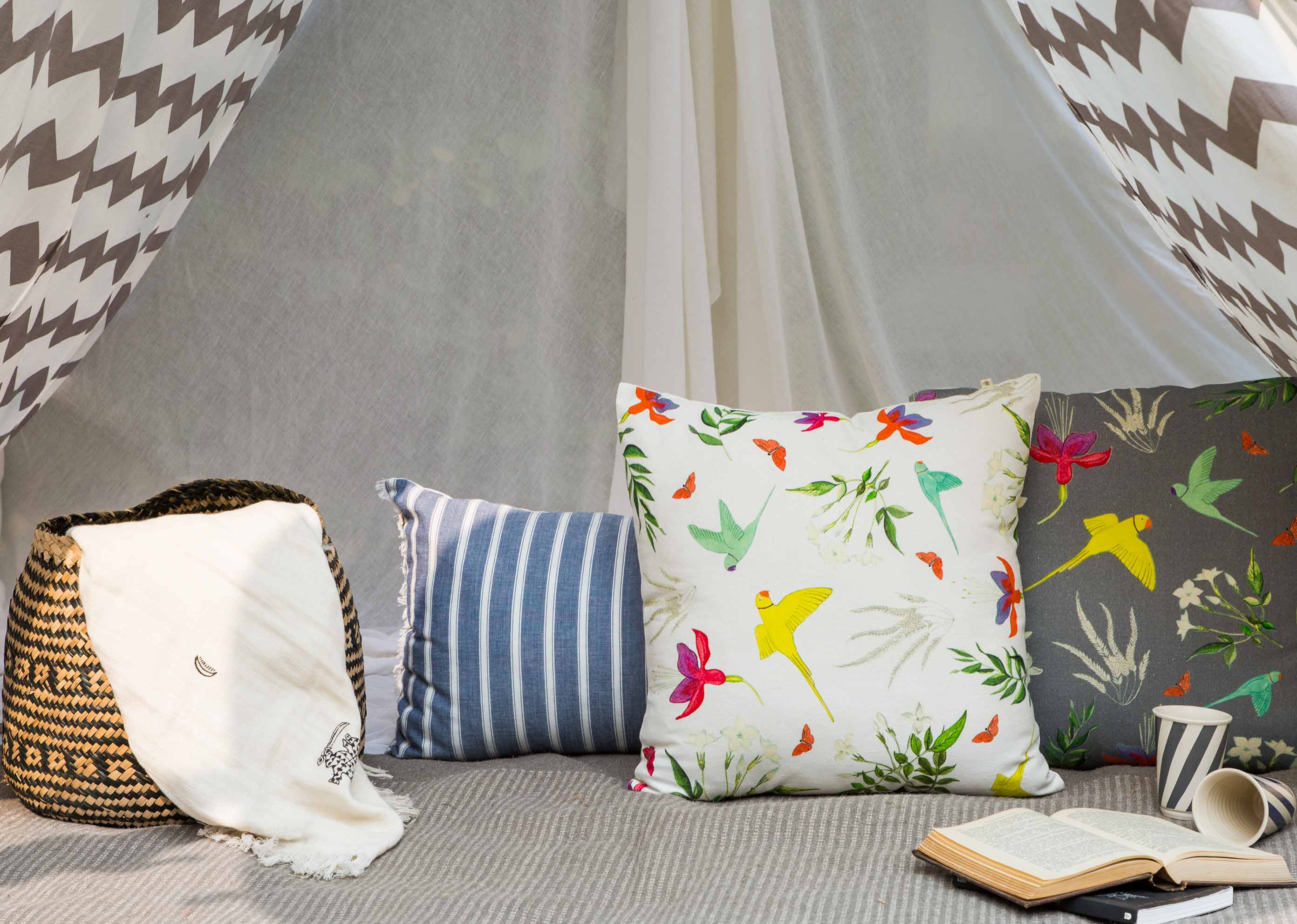 Botanical Cushion Cover - Ivory - Image 3