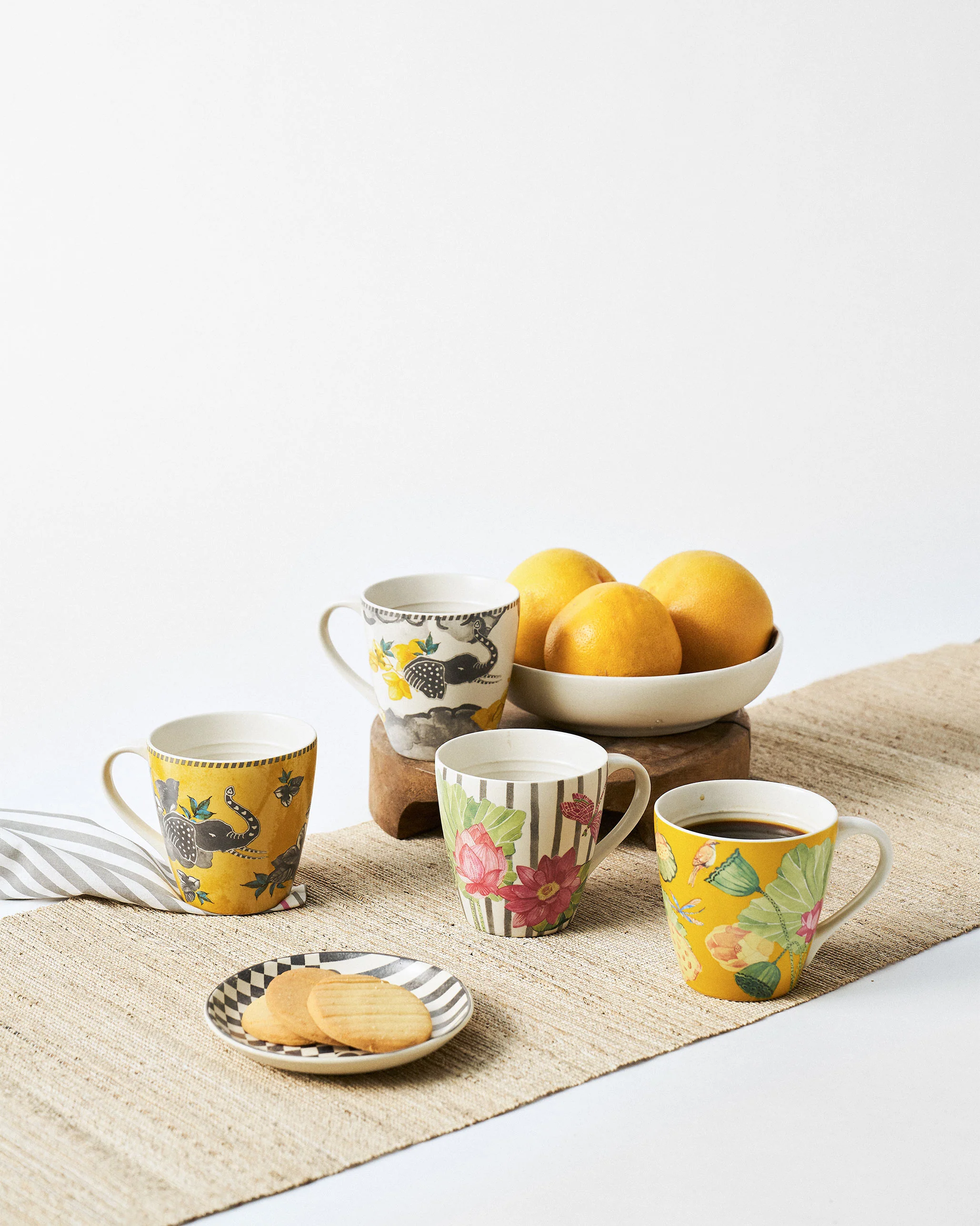Bougainvillea Garden Mug Set - Image 2