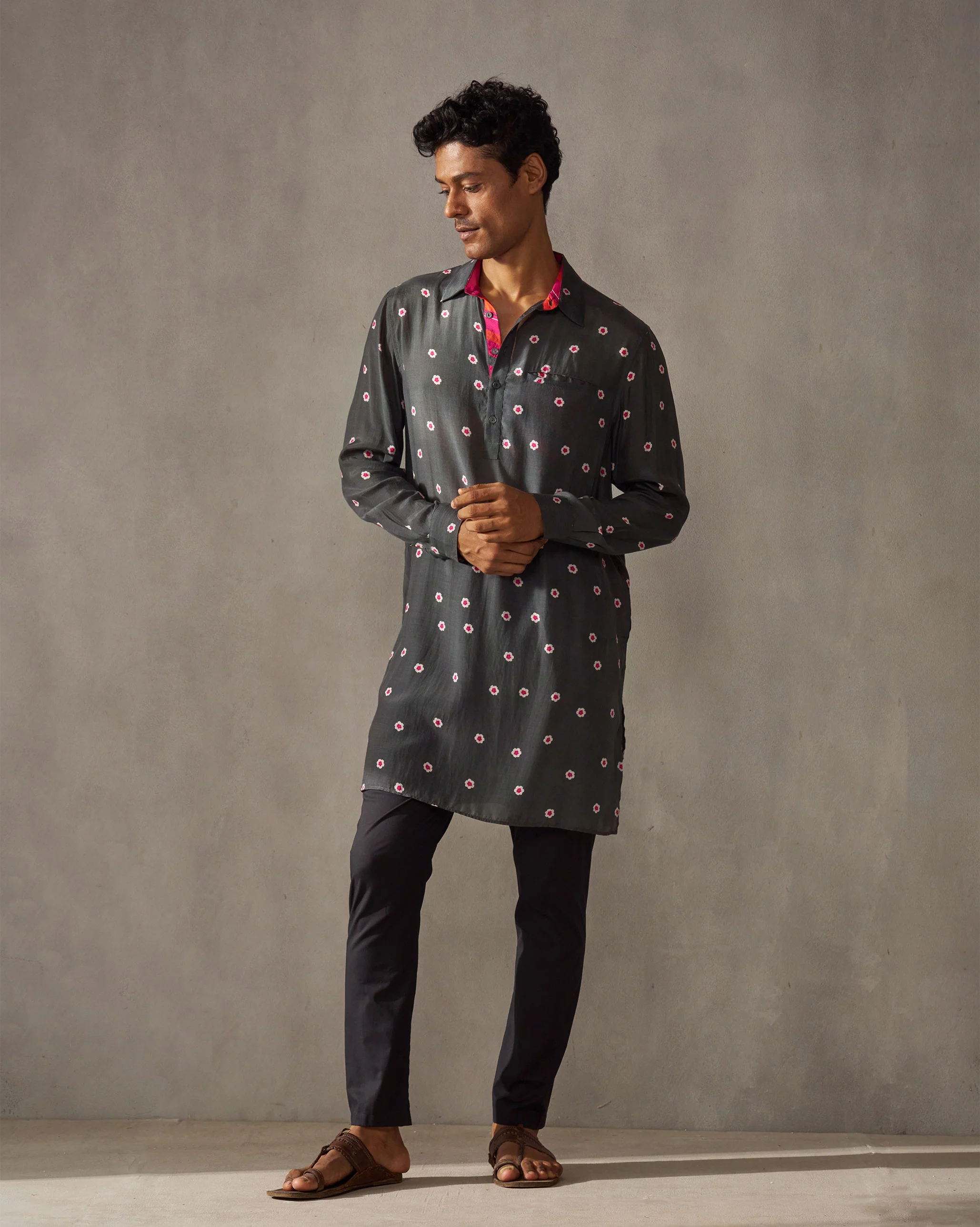 Bouquet Kurta - Charcoal Print - Image 6