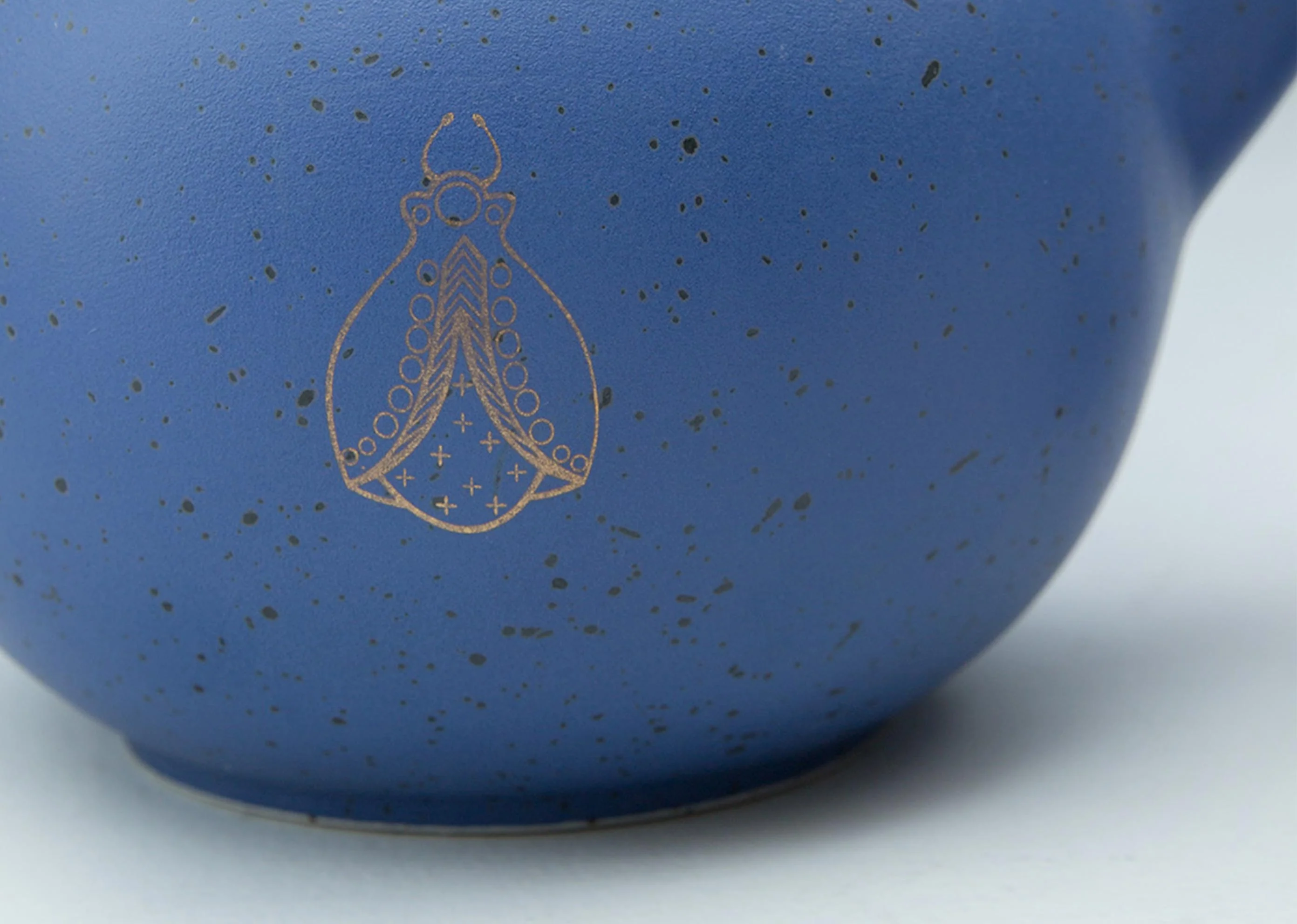 Bug Teapot - Blue - Image 3