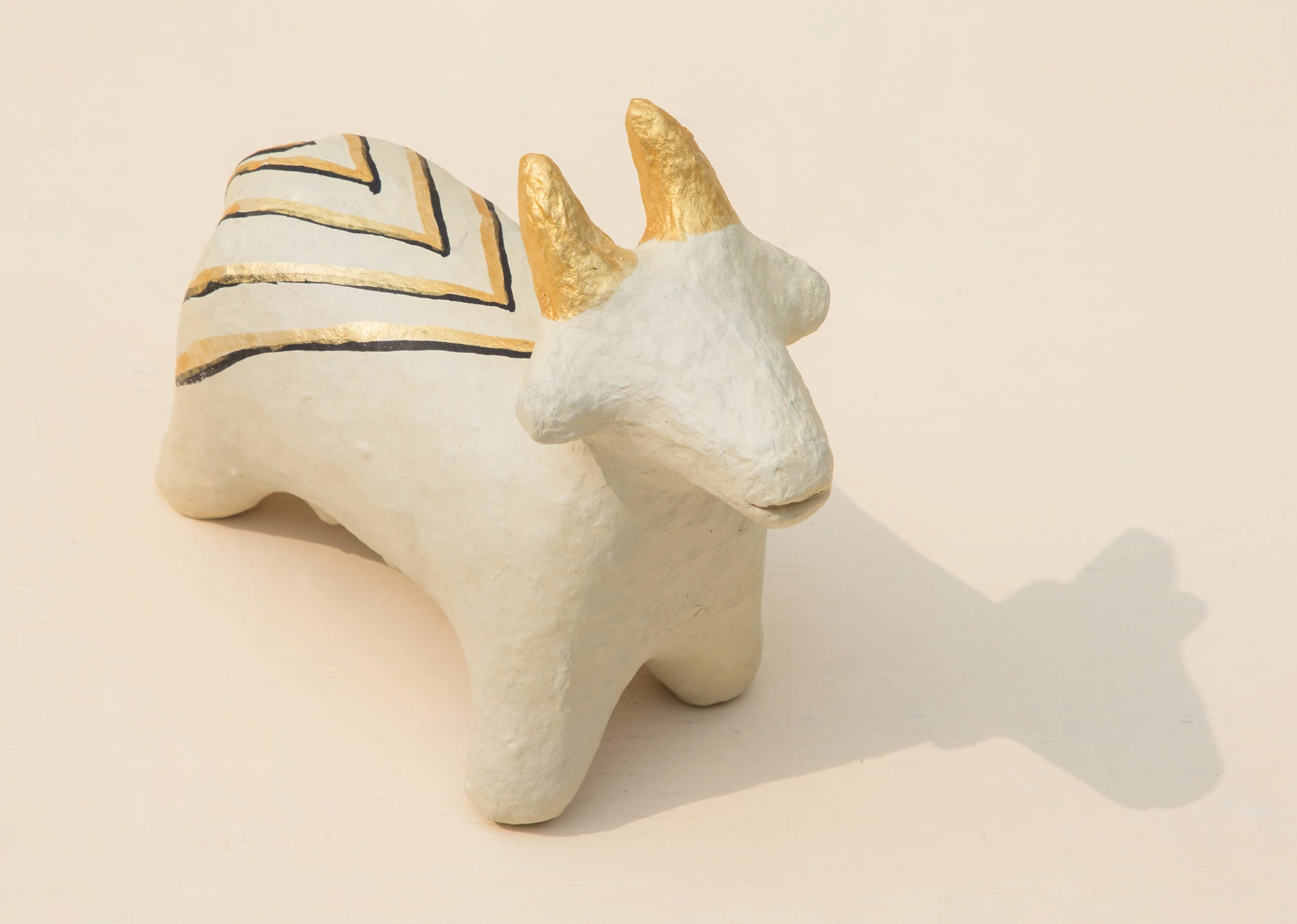 Bull Striped Accent Piece - Image 3