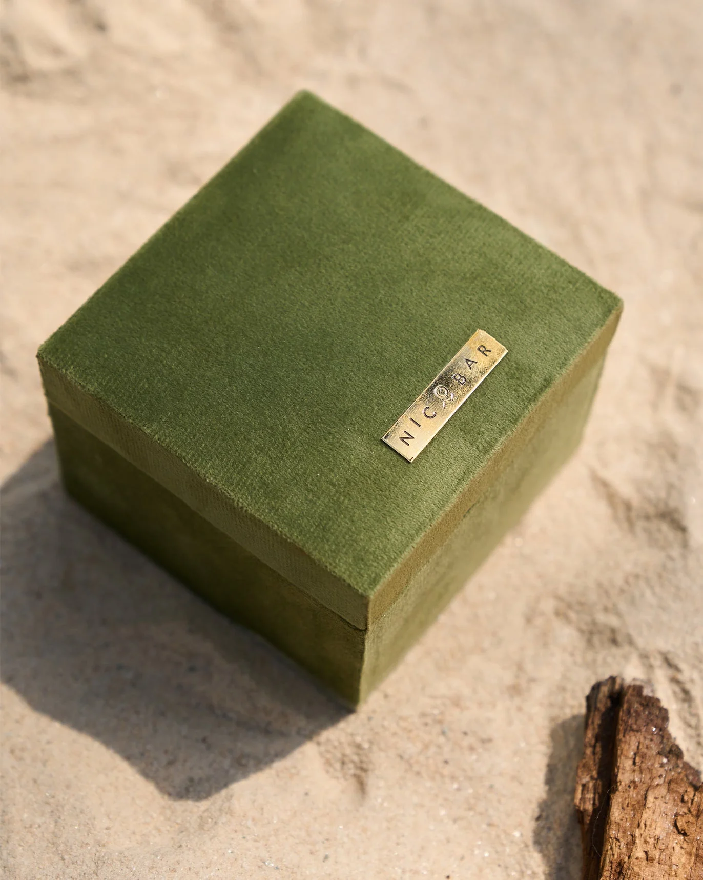Cara Bangle - Green - Image 3