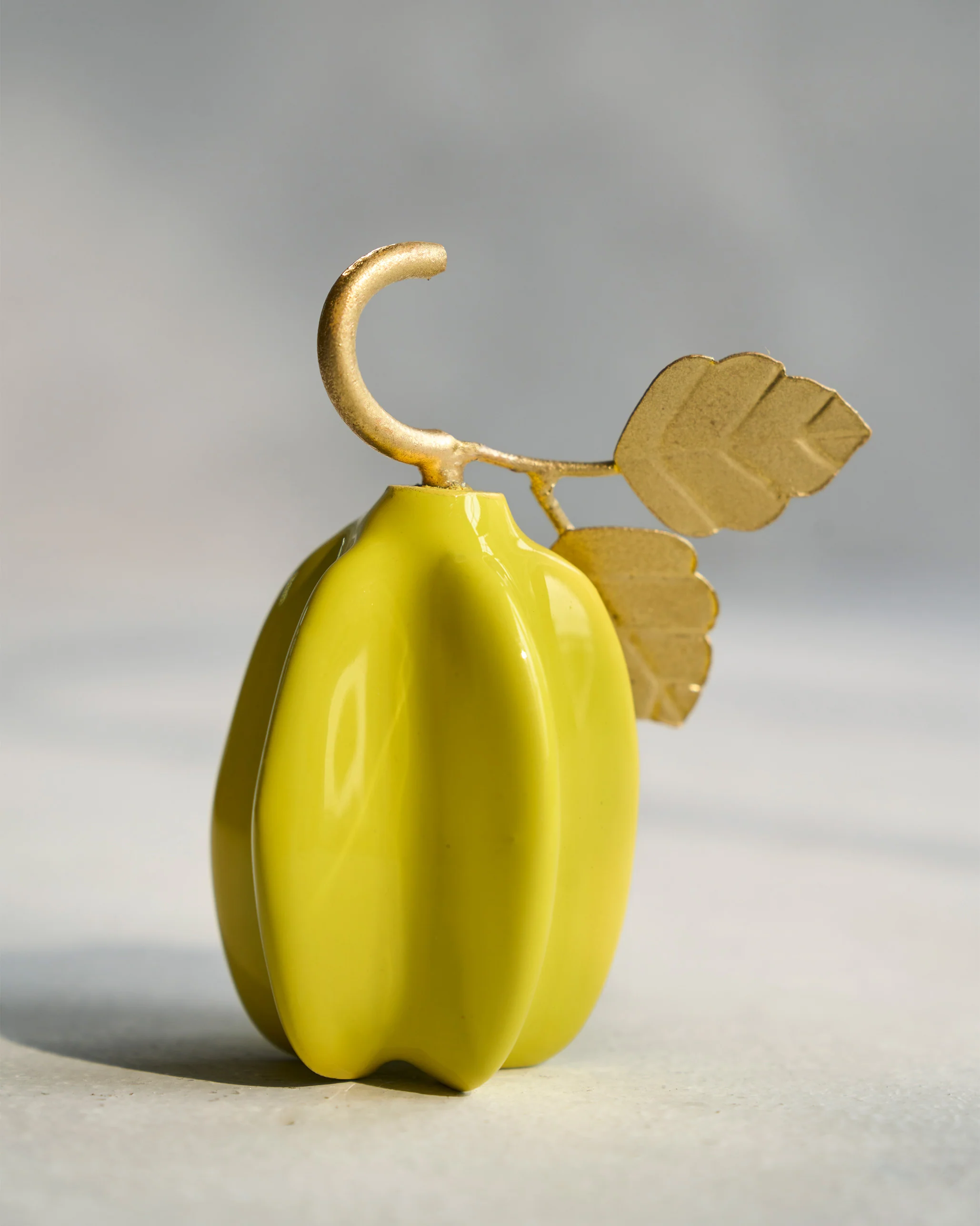 Carambola Menu Card Holder - Image 2