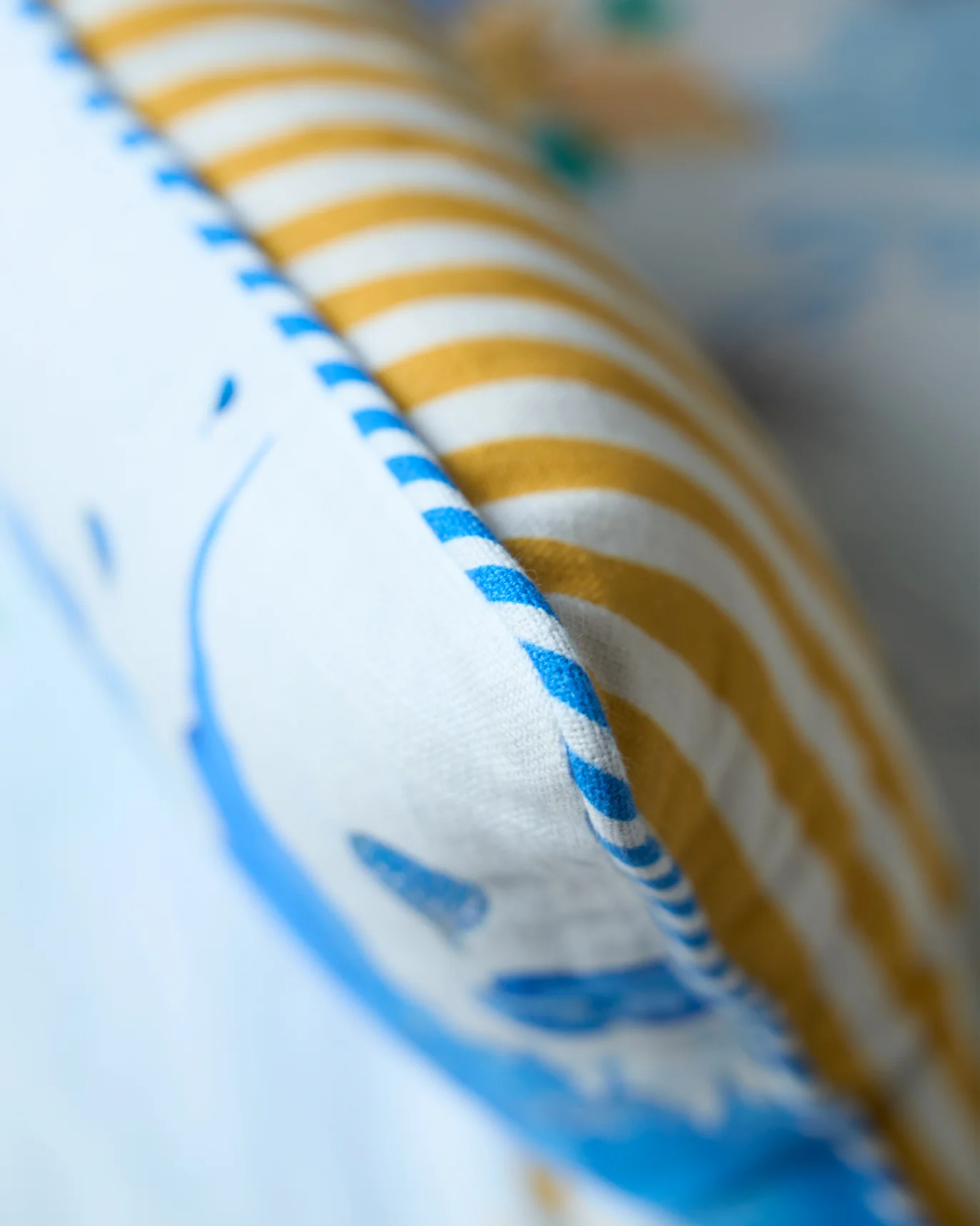 Caravan Cushion Cover - Reversible - Image 2