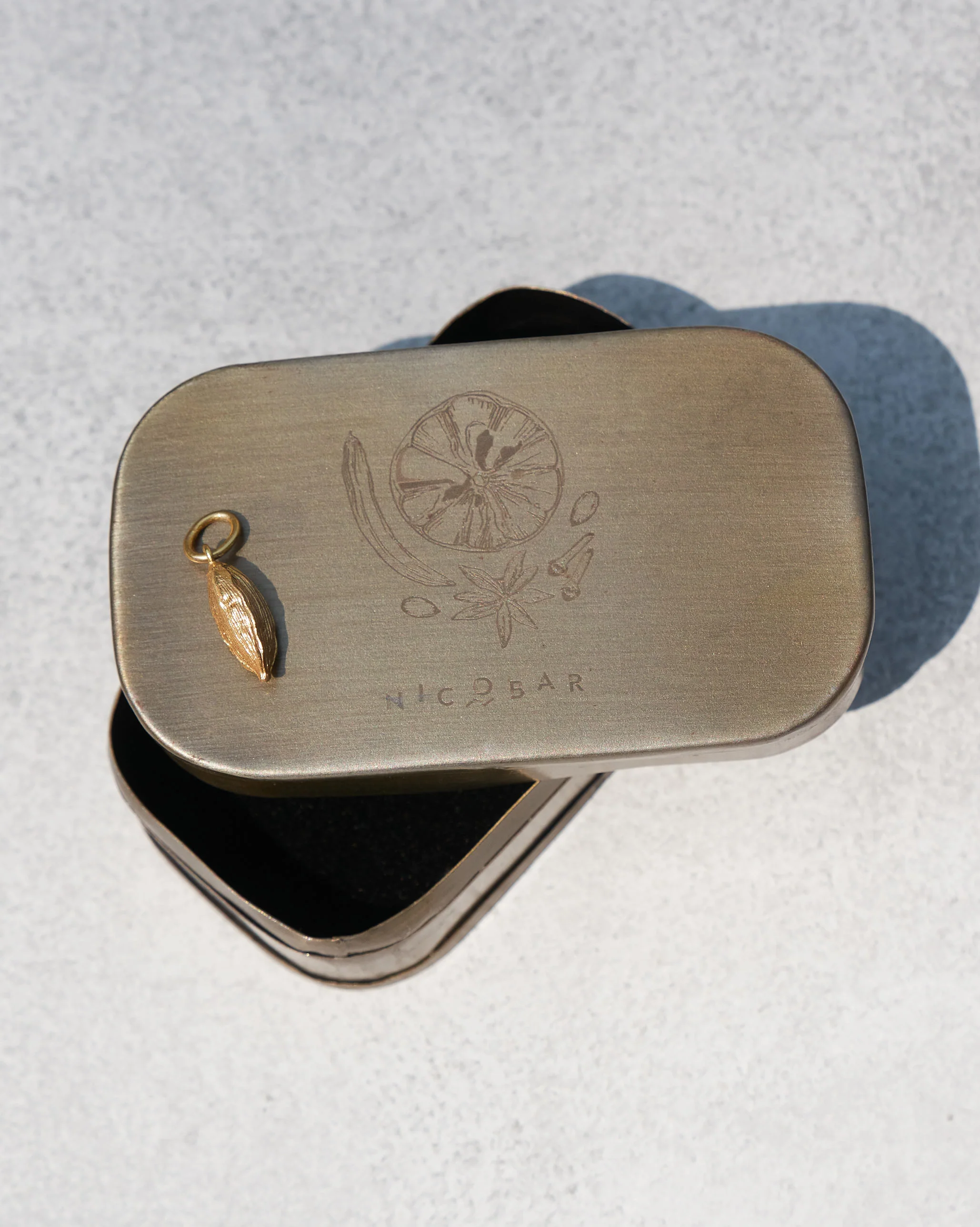 Cardamom Charm (Small) - Image 2