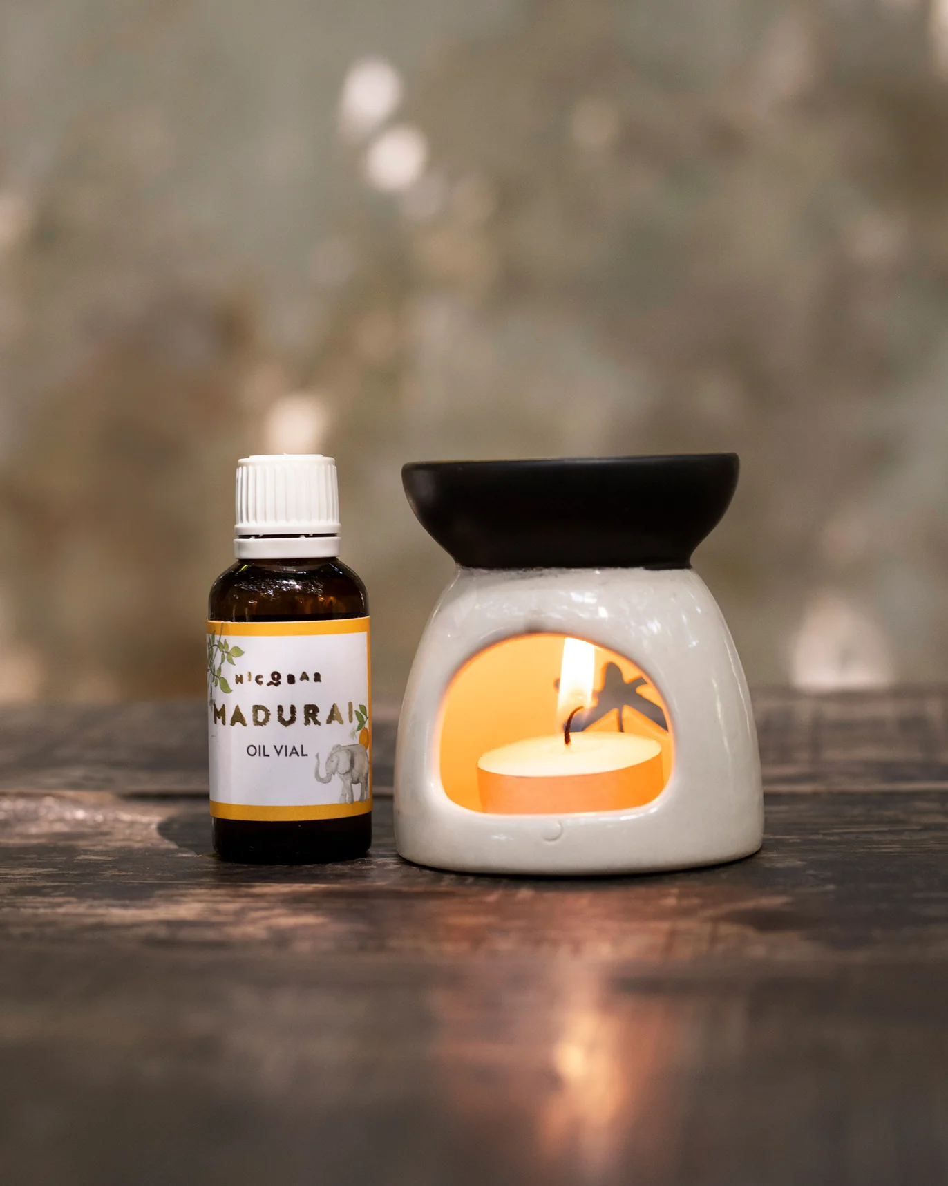 Ceramic Diffuser with the vial Madurai - Image 3