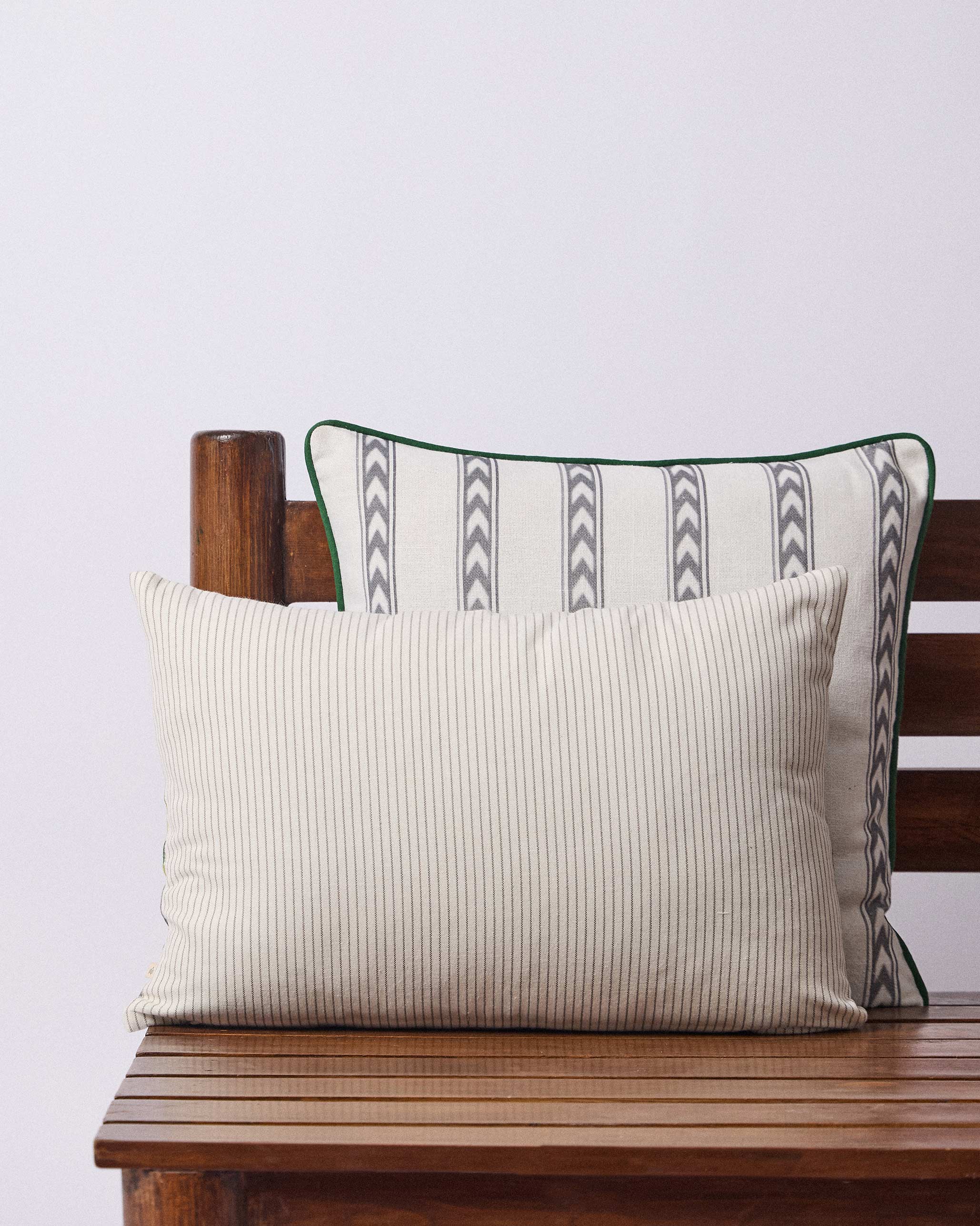 Ceylon Ele Lumbar Cushion Cover - Image 3