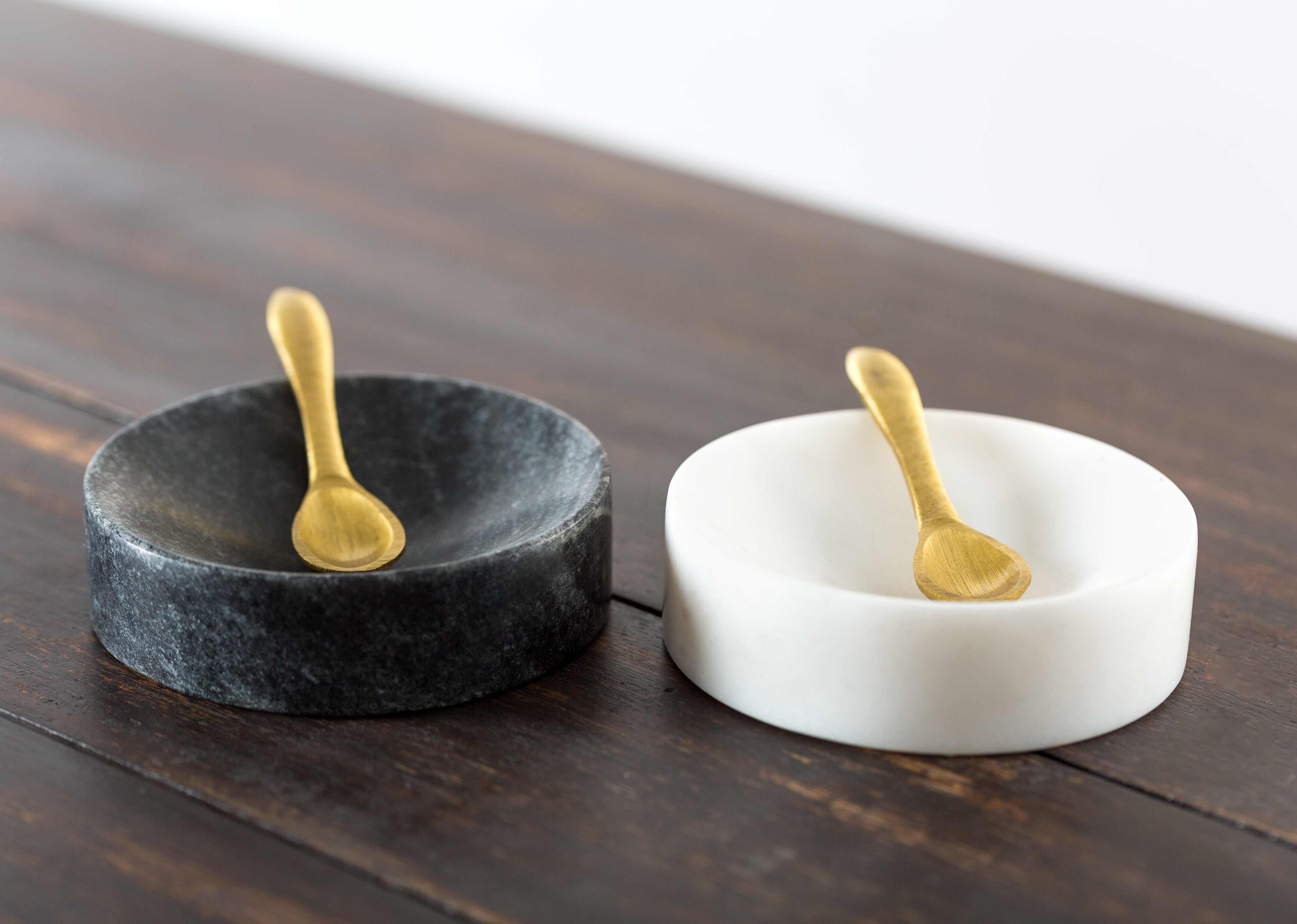 Ceylon Pinch Pot Set with Spoons (Set of 2) - Image 3