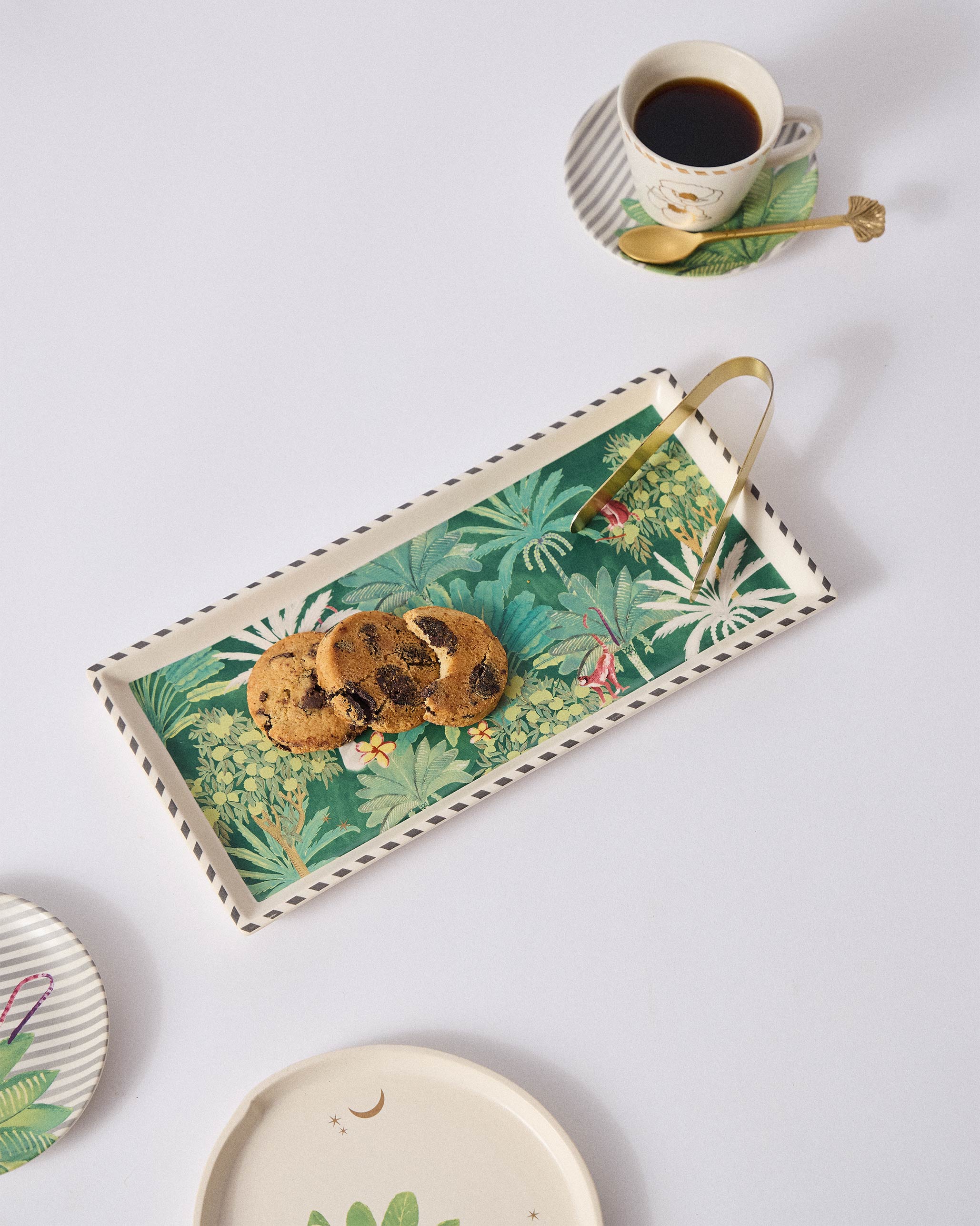 Ceylon Trail Cookie Tray with Tong - Image 2