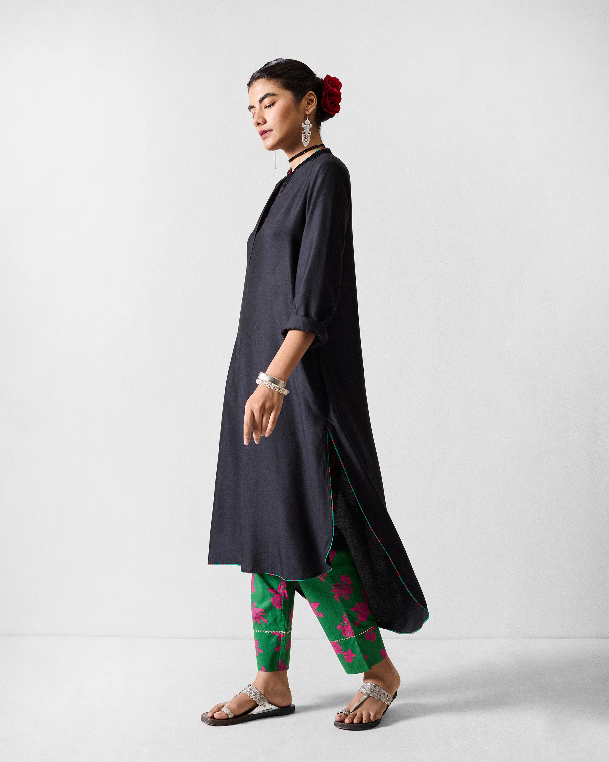 Chaand Kurta - Black - Image 4