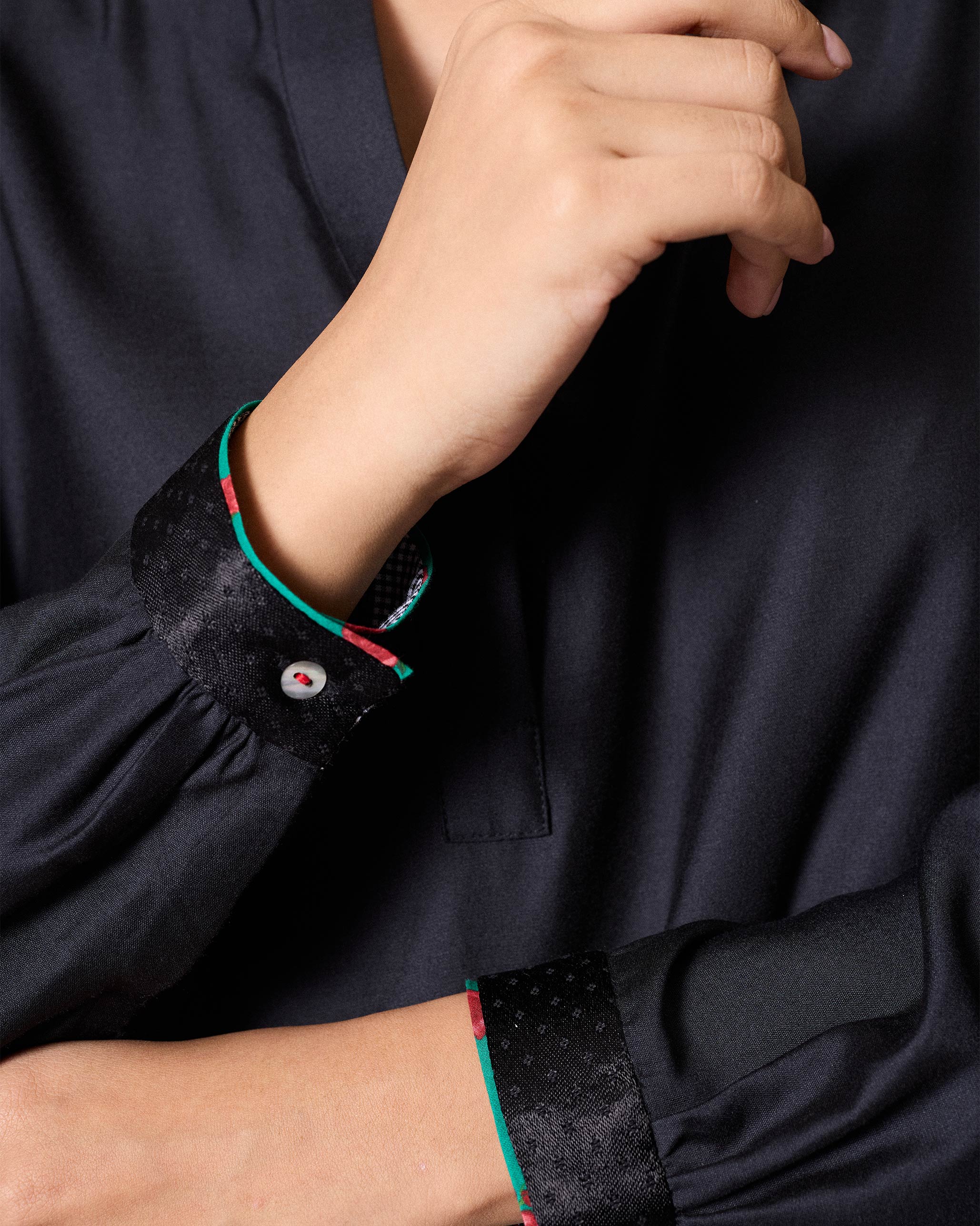 Chaand Kurta - Black - Image 6
