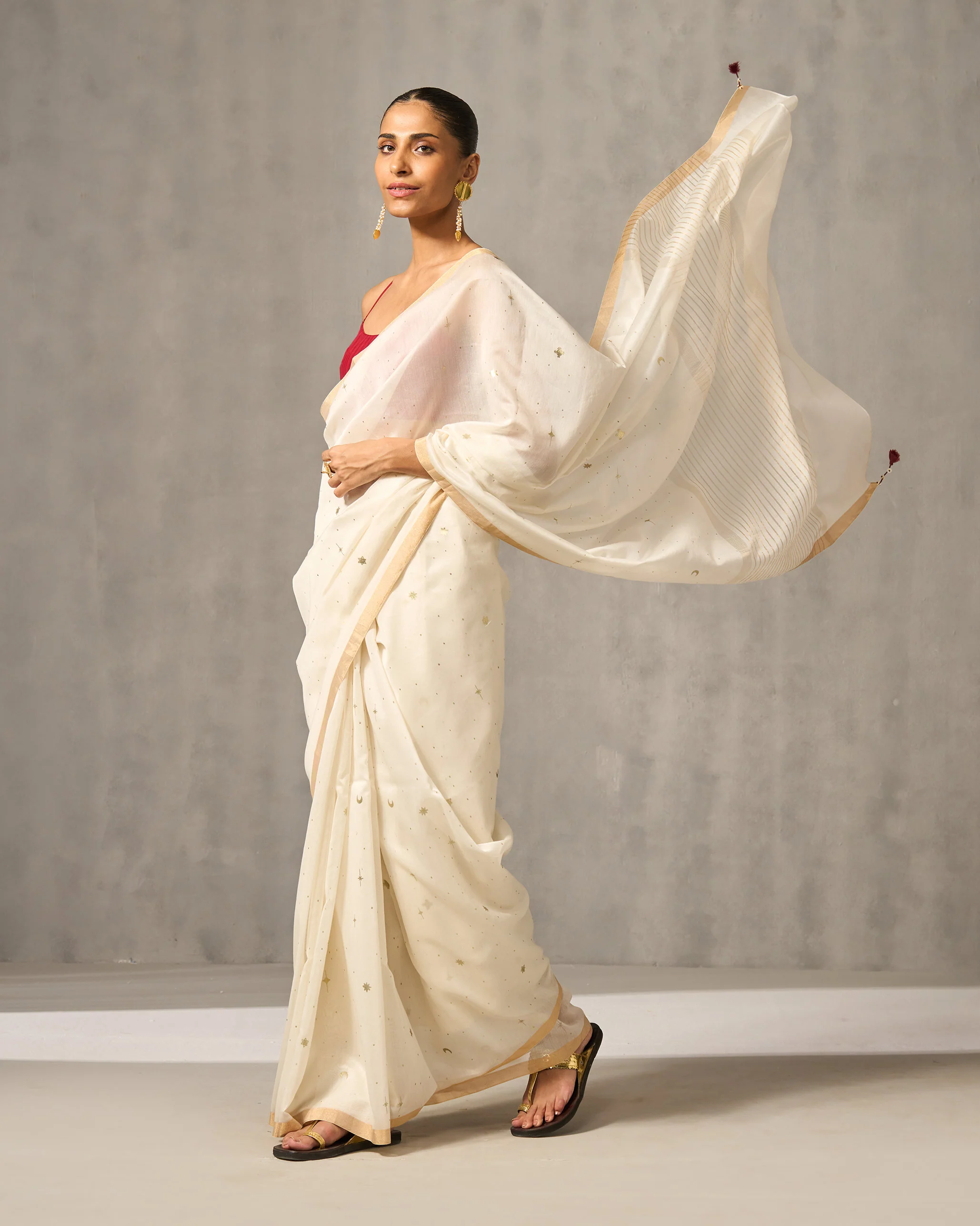 Chand Sitara Sari - Ivory & Gold Print - Image 4