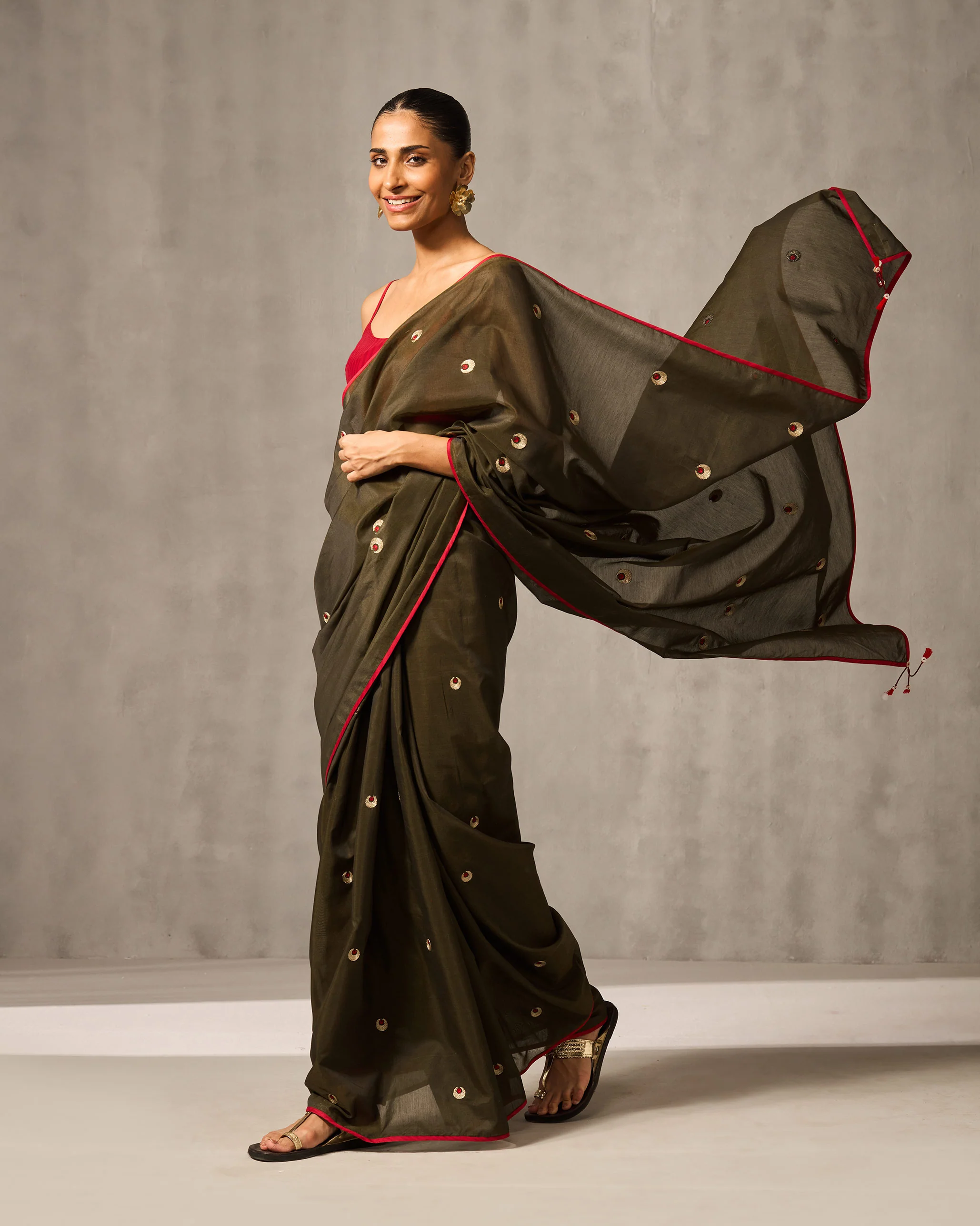 Chandni Sari - Green & Gold Embroidered - Image 2