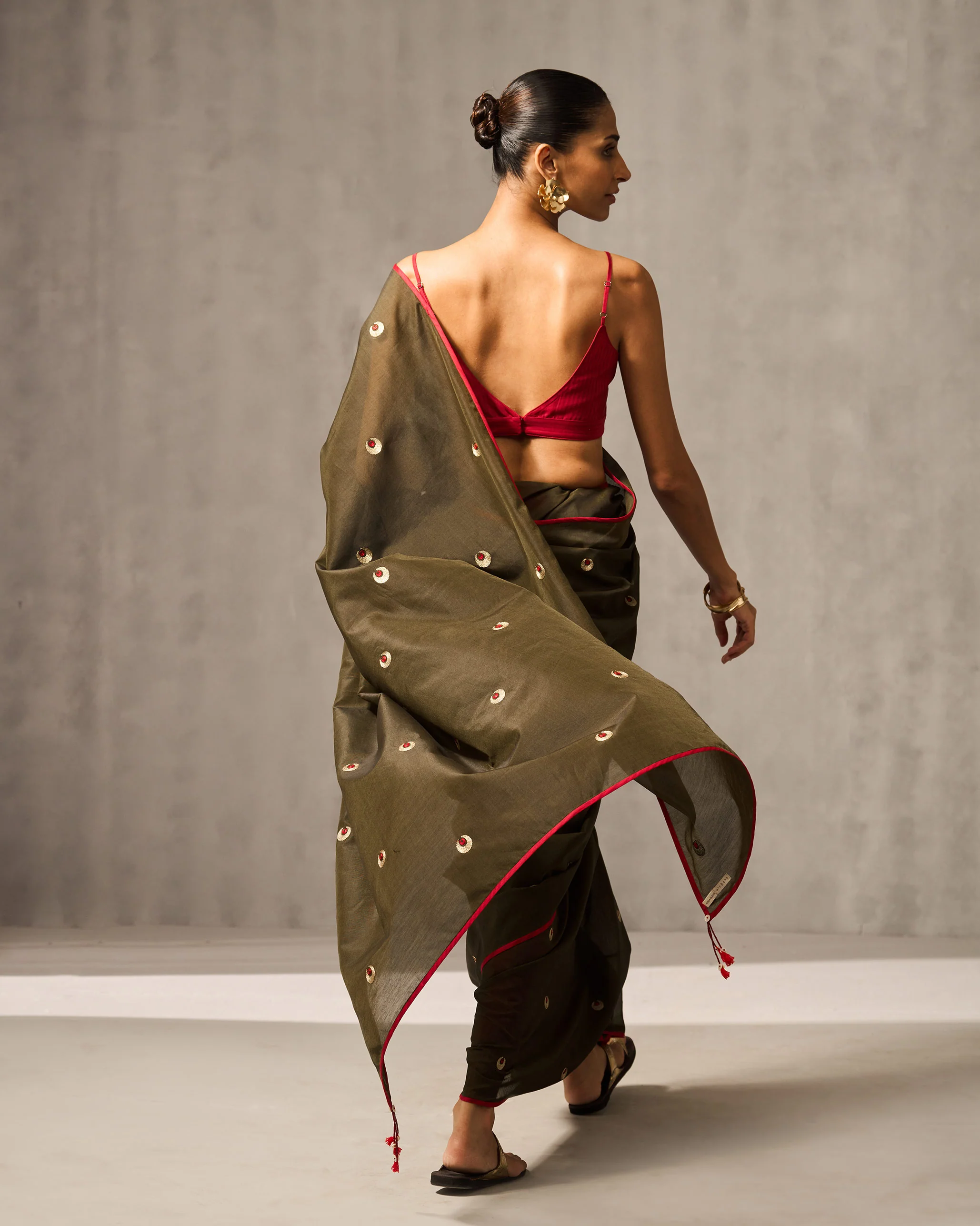 Chandni Sari - Green & Gold Embroidered - Image 4