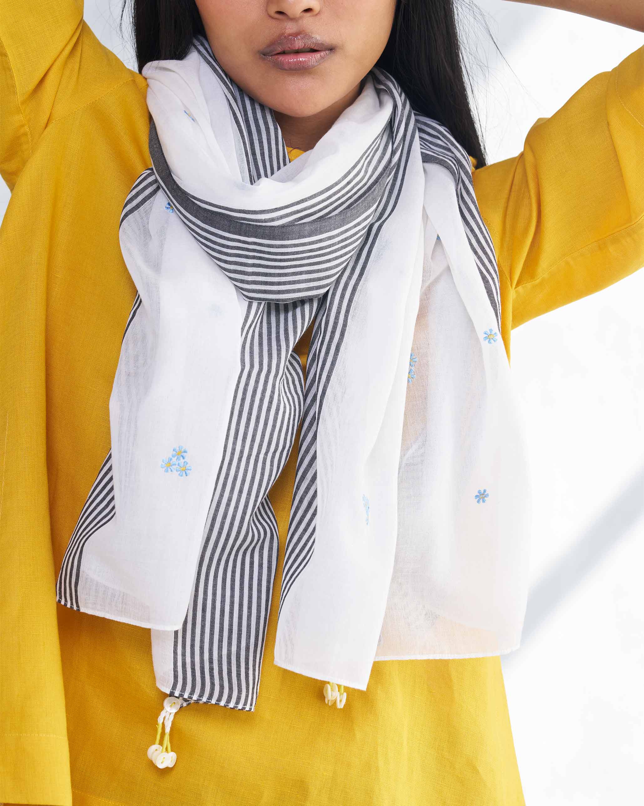 Chaon Scarf - Ivory & Black - Image 2