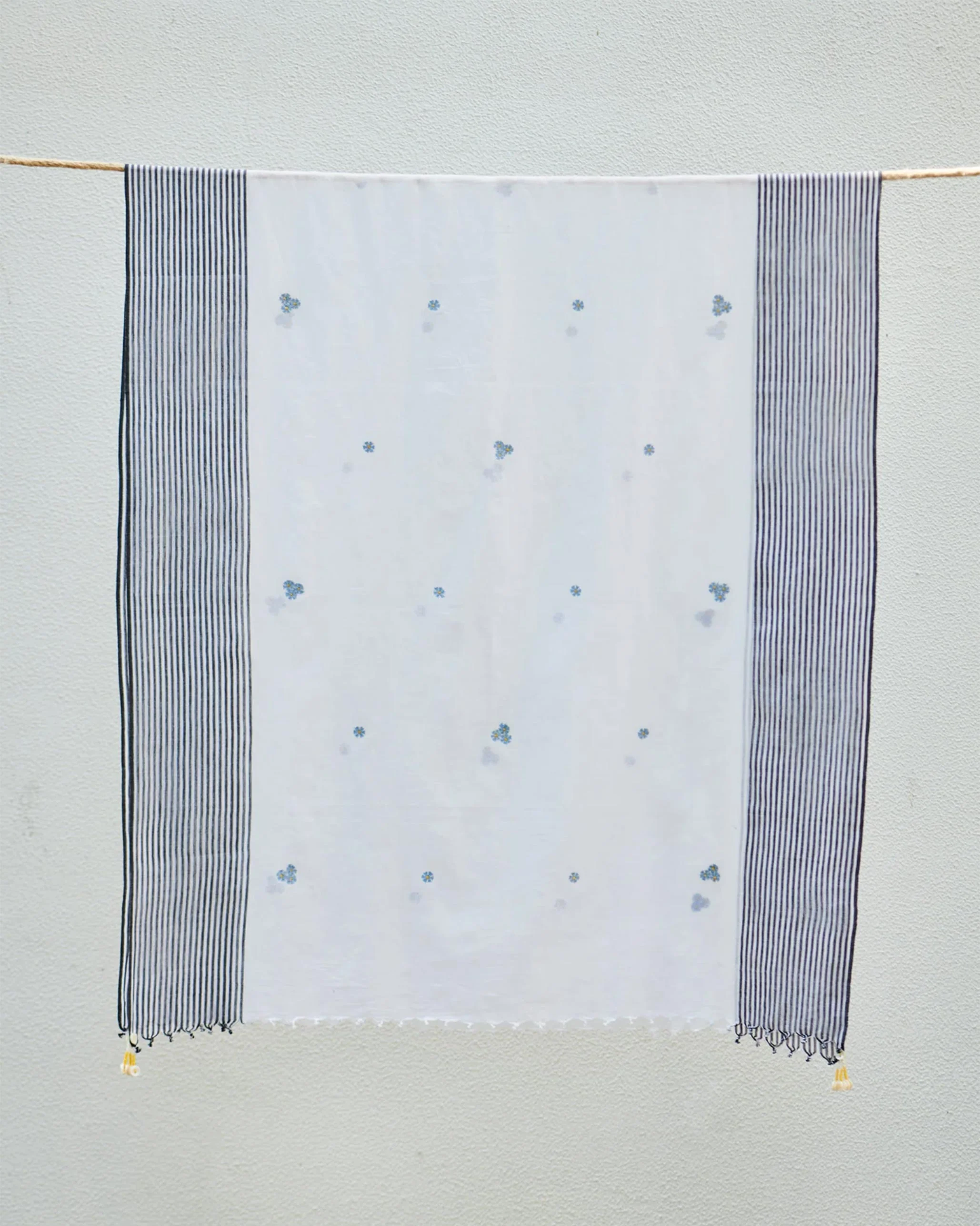 Chaon Scarf - Ivory & Black - Image 3