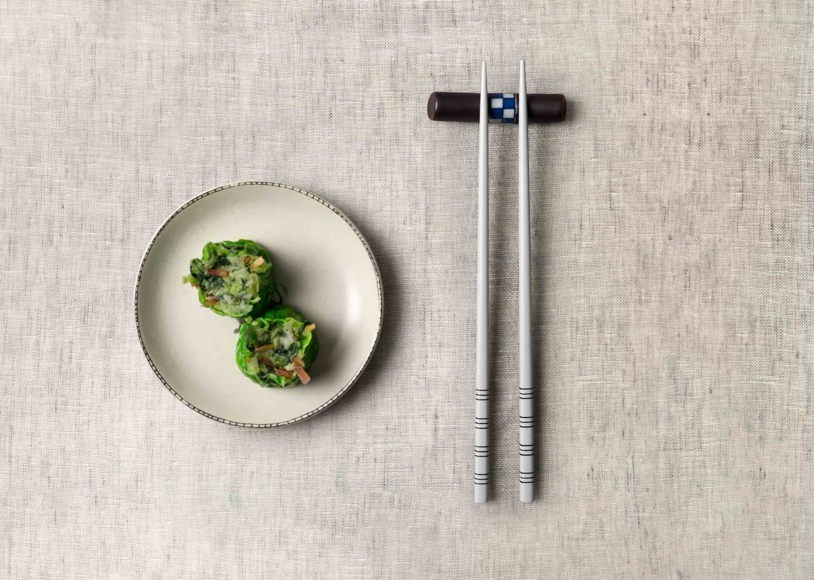 Checkered Chopstick Rest - Image 3