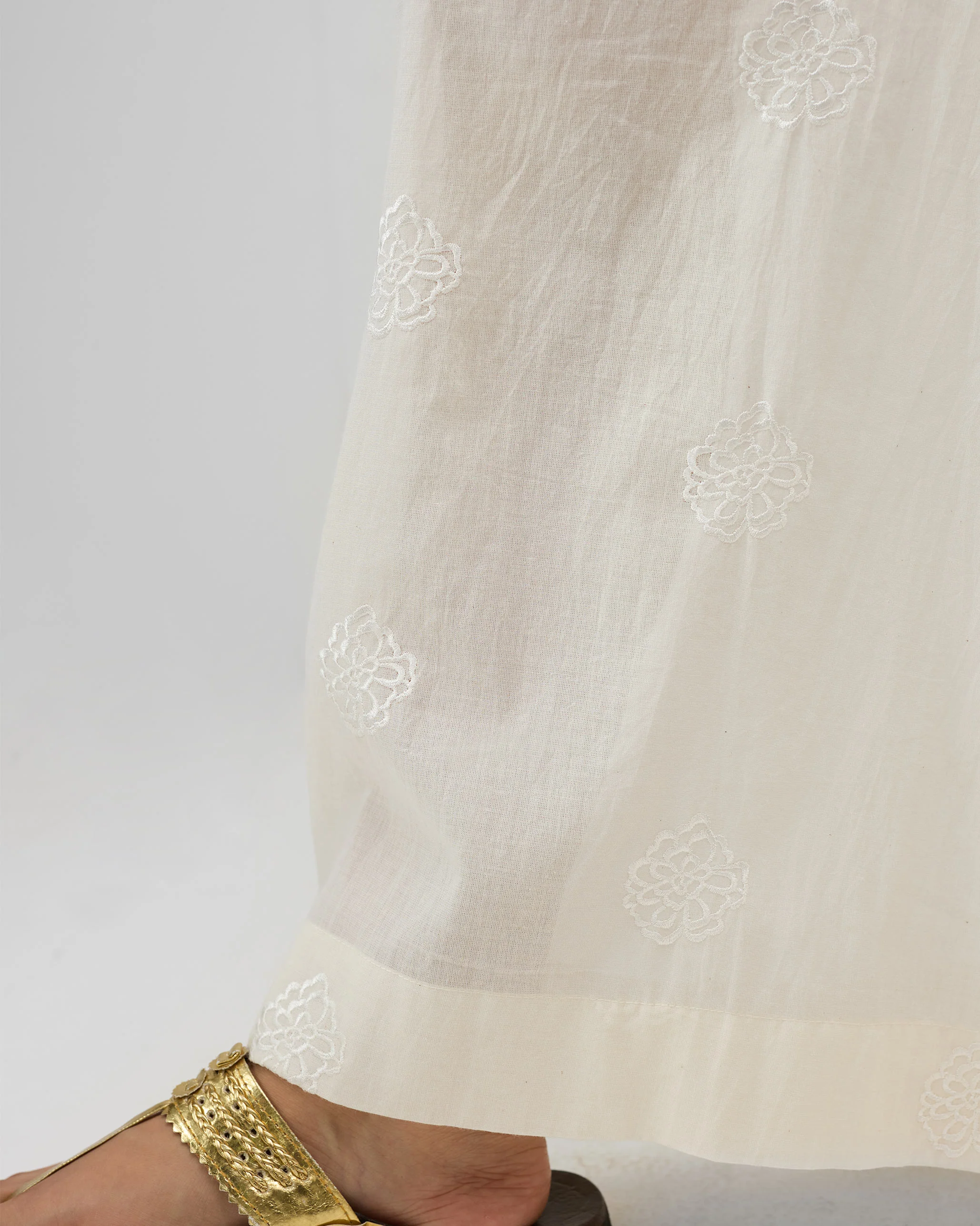 Classic Pyjamas - Ivory Embroidered - Image 4