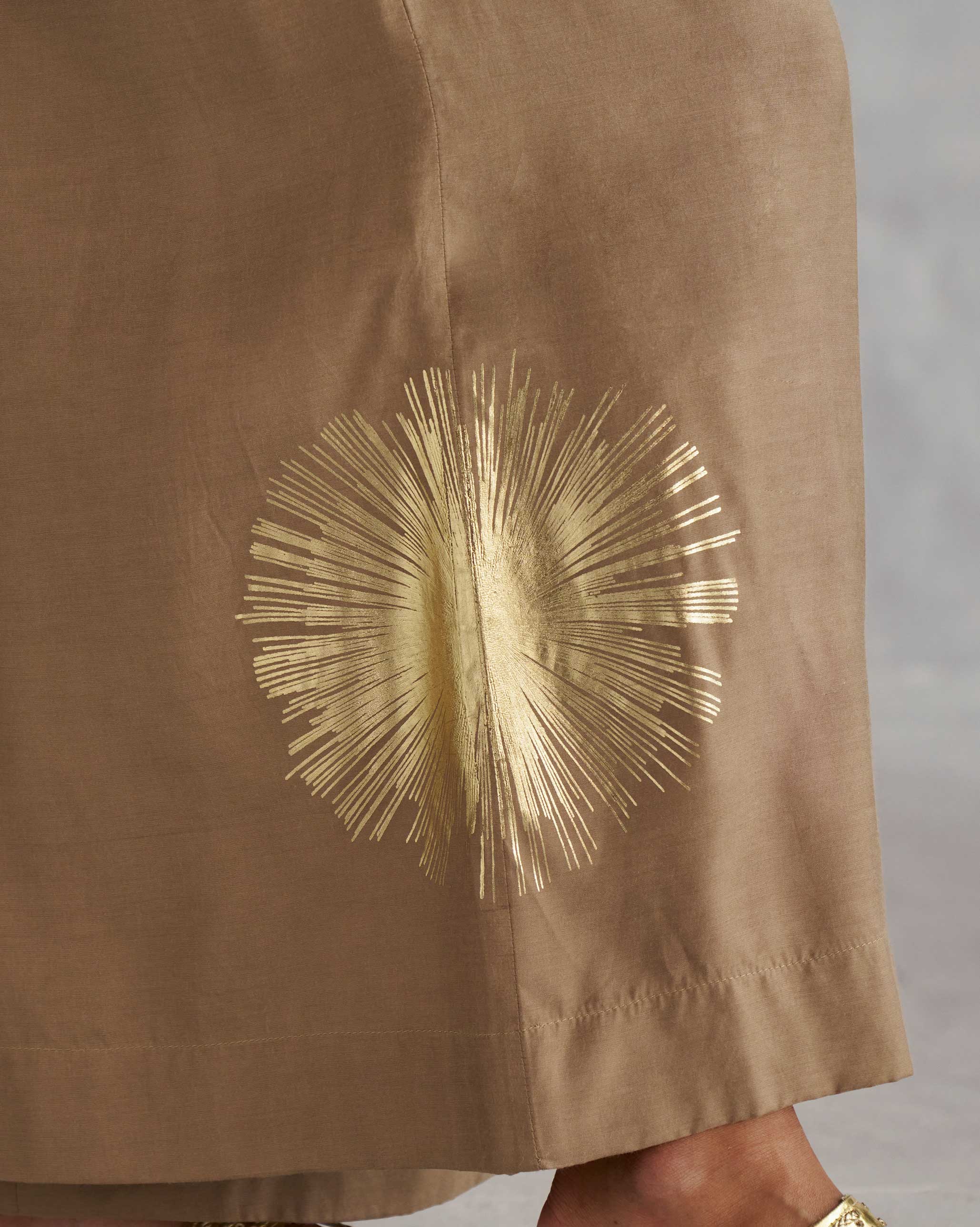 Basic Pyjamas - Oak Brown & Gold - Image 2