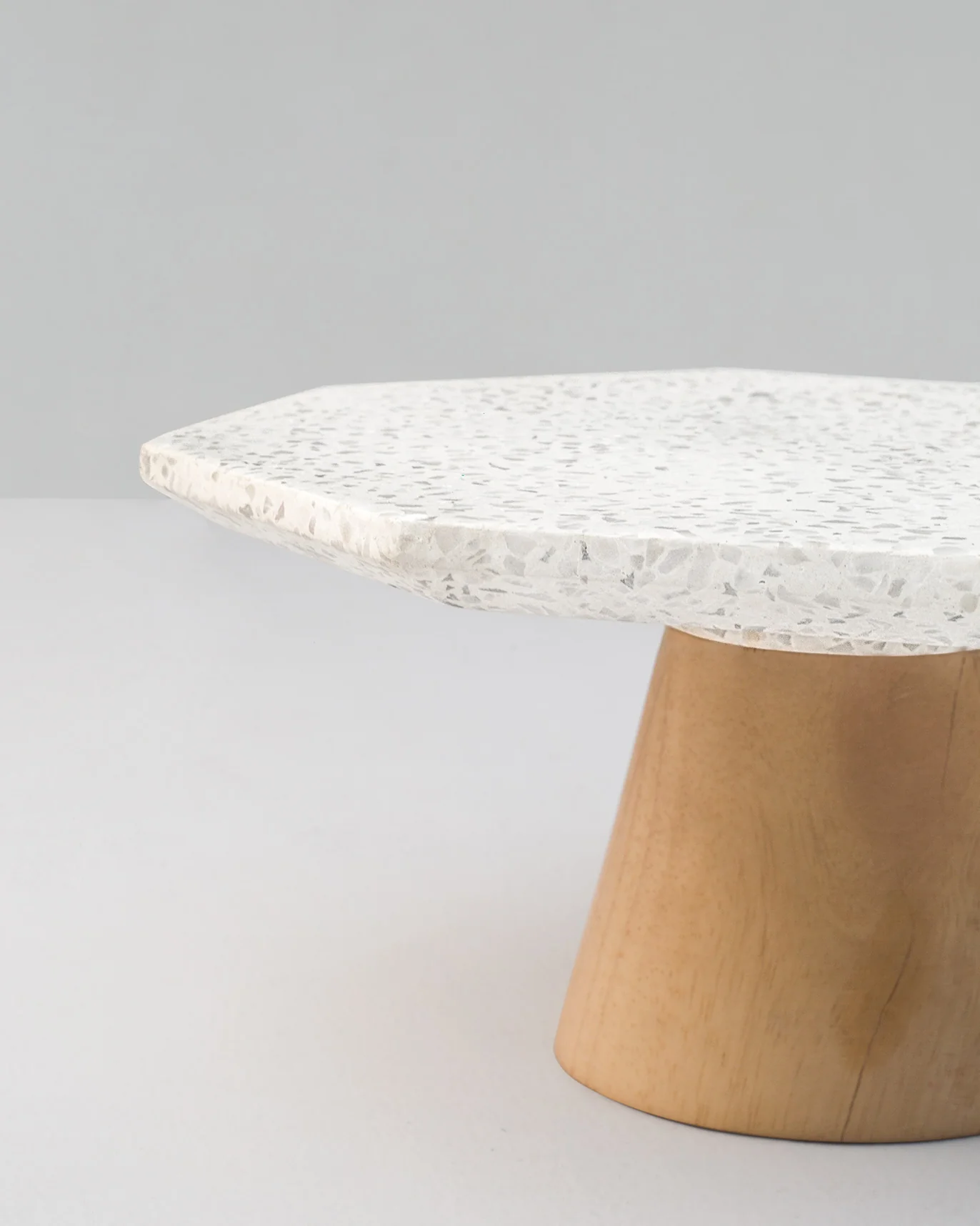 Colombo Cake Stand - Large - Image 2