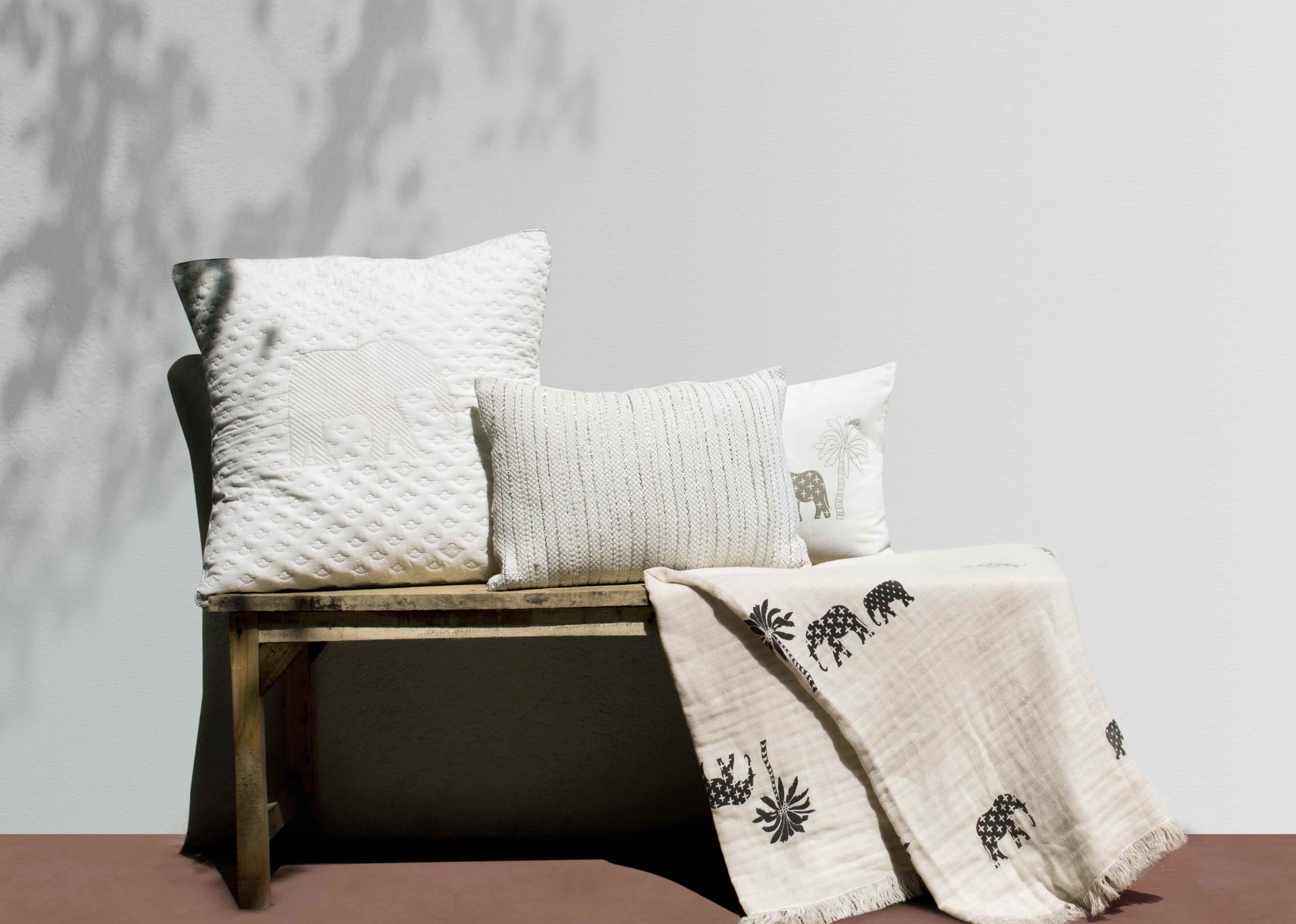 Colombo Classic Textured Pillow Cover - Image 3
