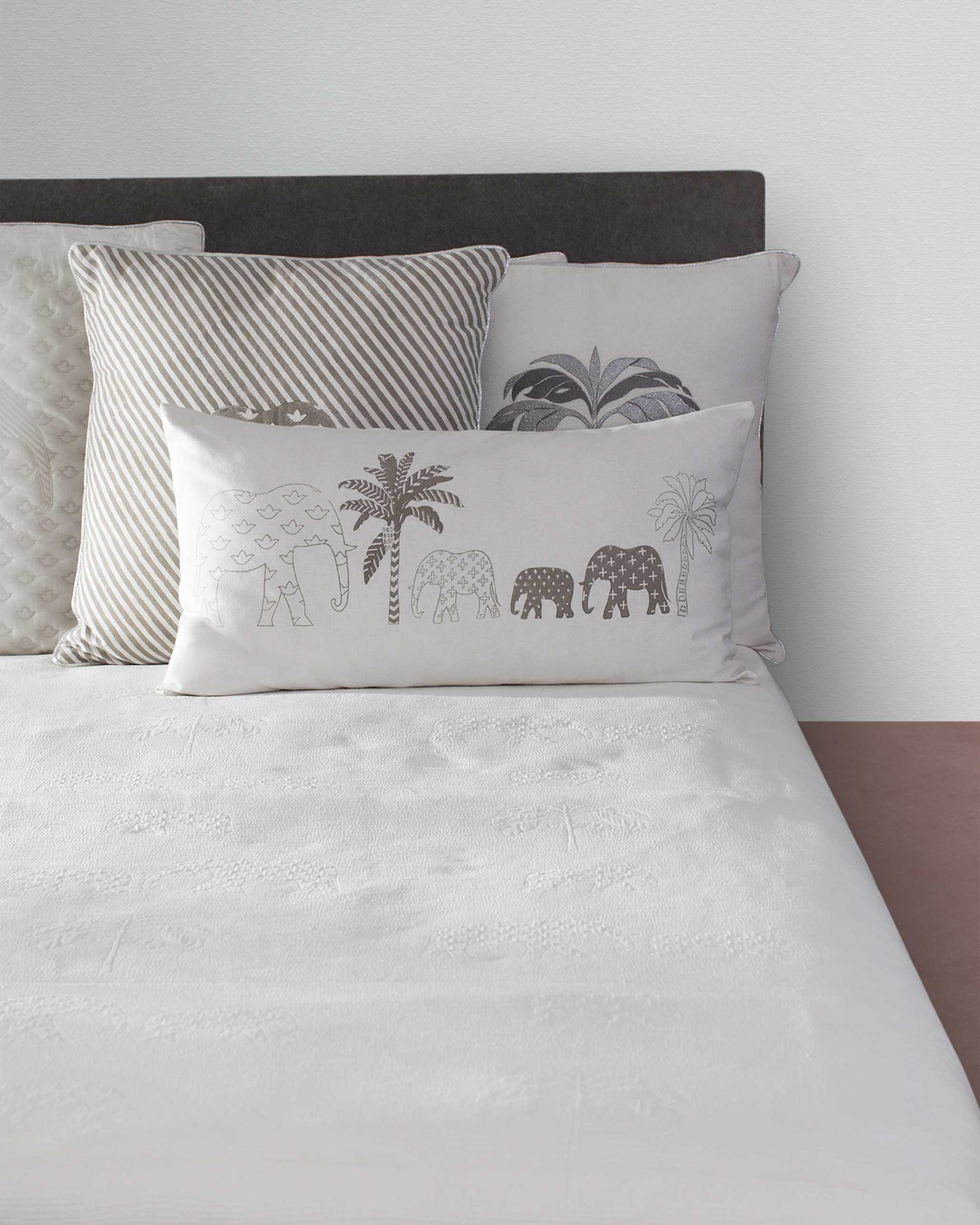 Ele Palm Lumbar Cushion Cover - Image 2