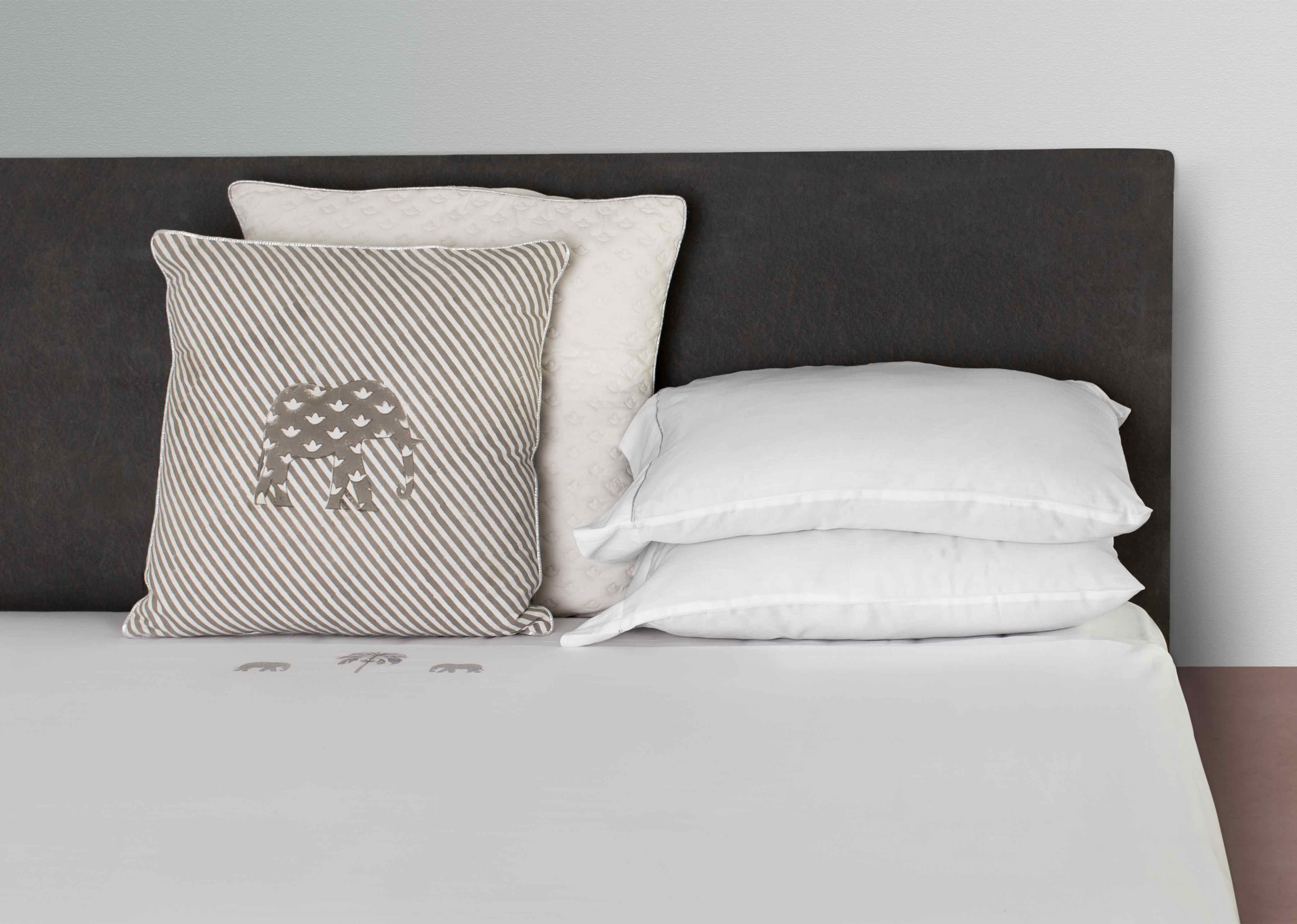 Colombo Ele Stripe Cushion Cover - Image 3
