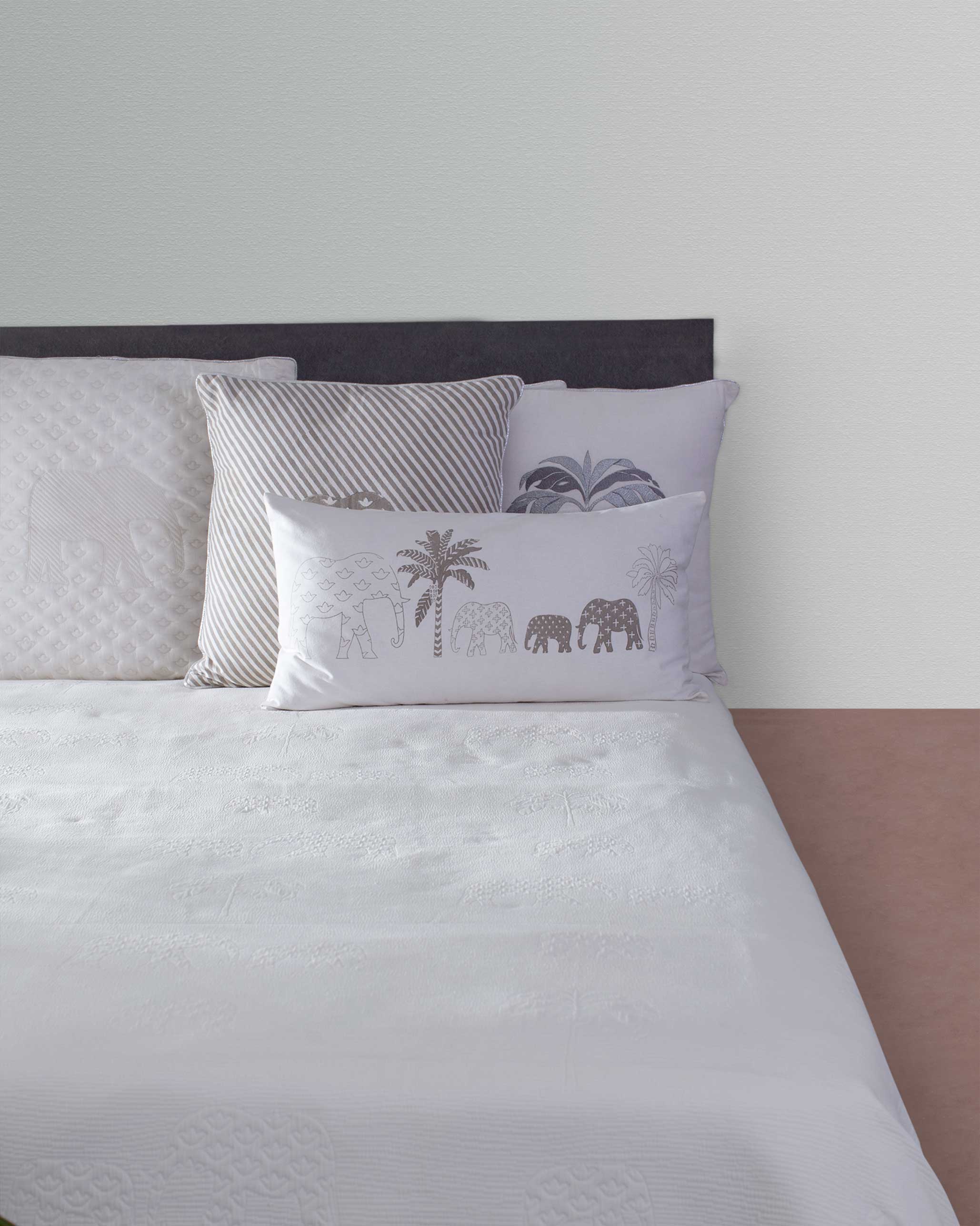 Colombo Matelasse King Bed Cover - Image 2