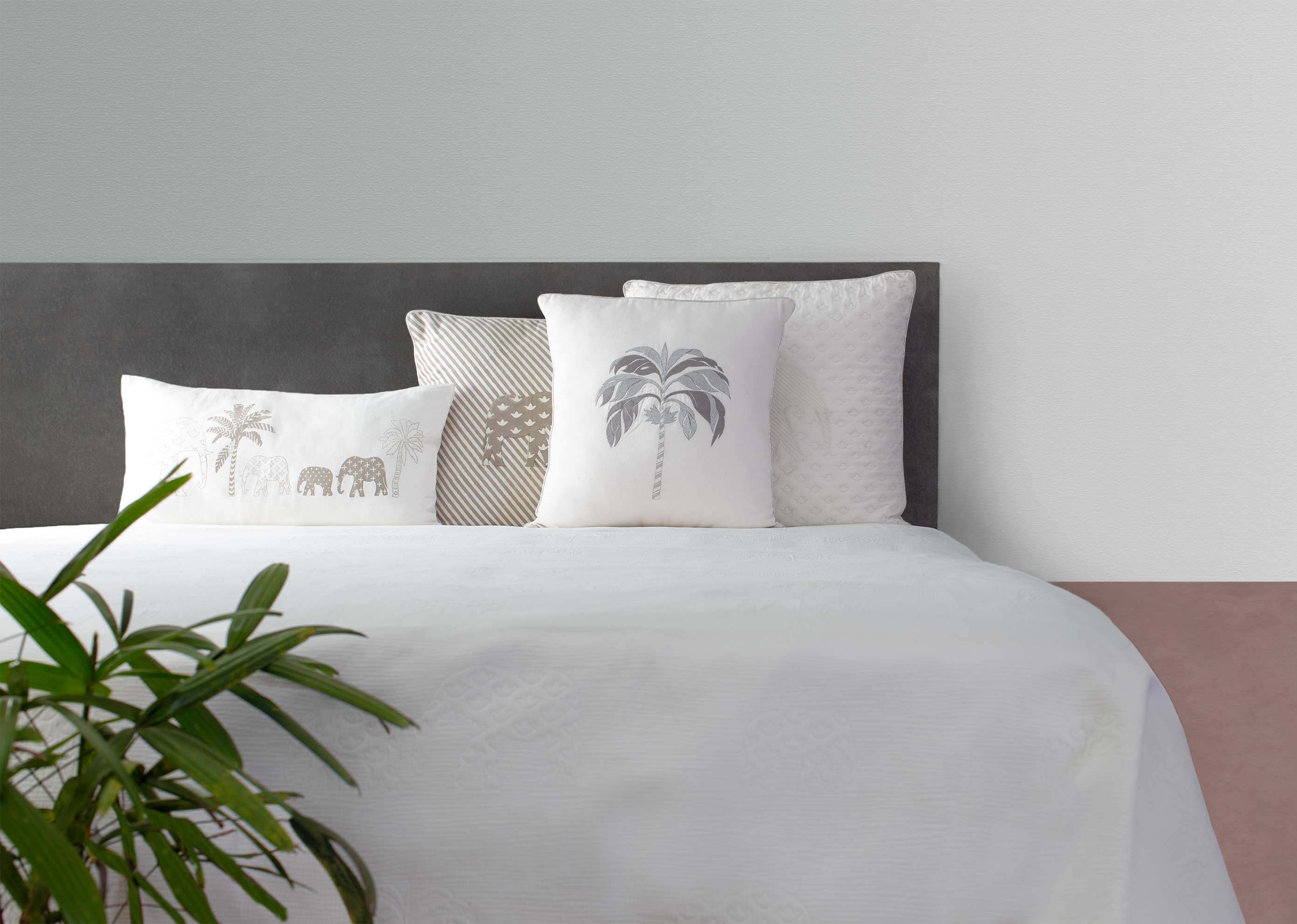 Colombo Matelasse King Bed Cover - Image 3