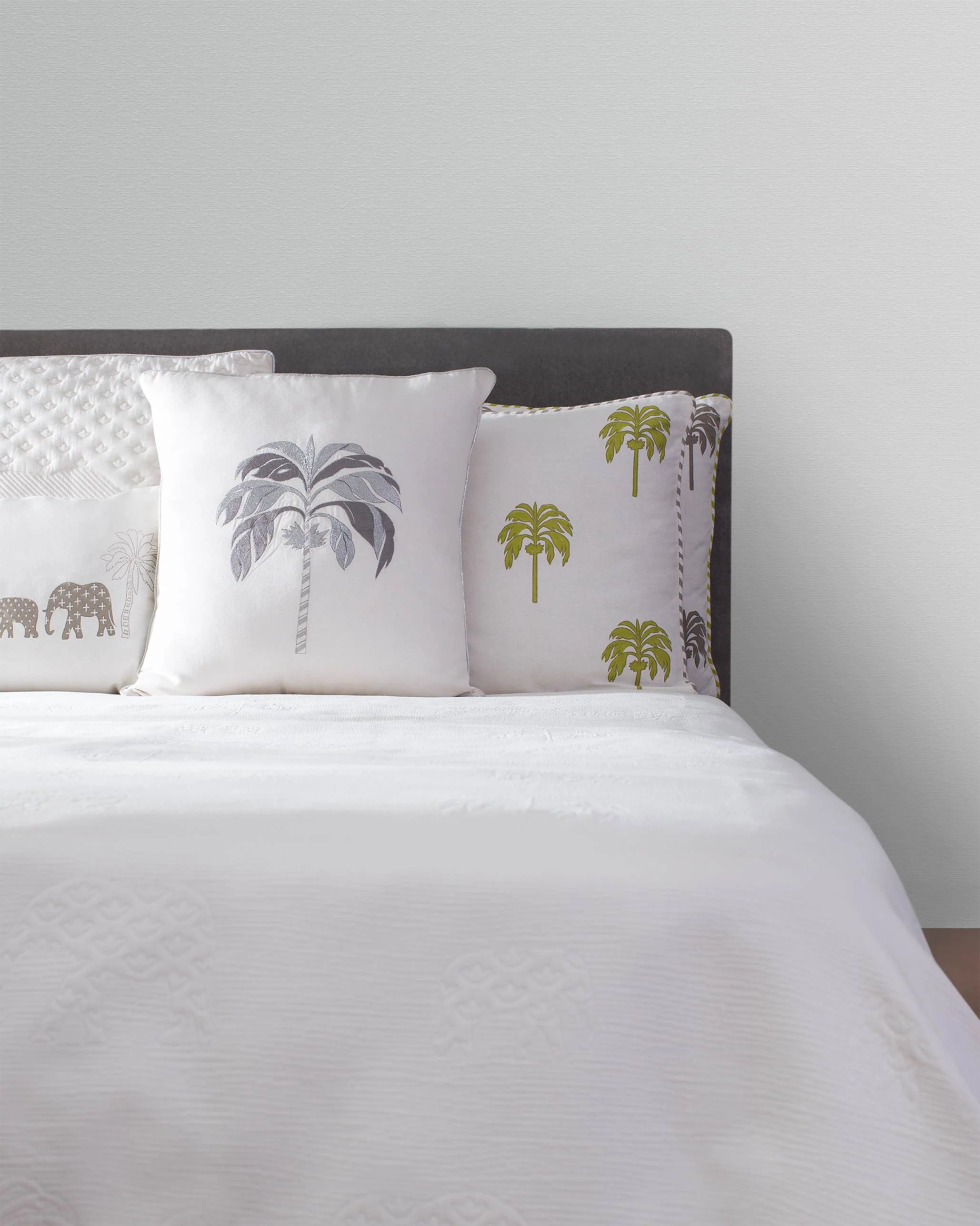 Colombo Palm Block Cushion Cover - Lime - Image 2
