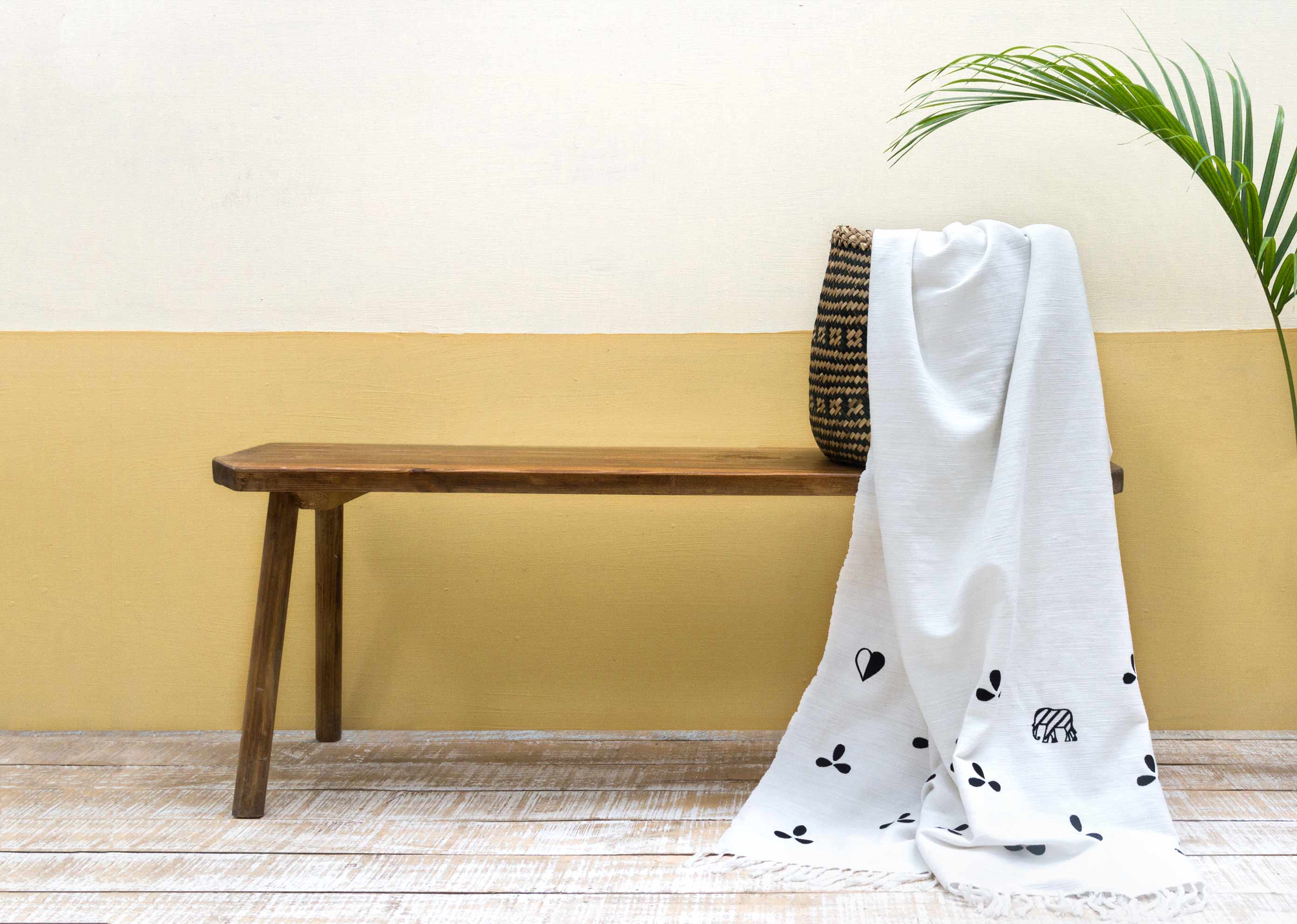 Colombo Throw - White - Image 3