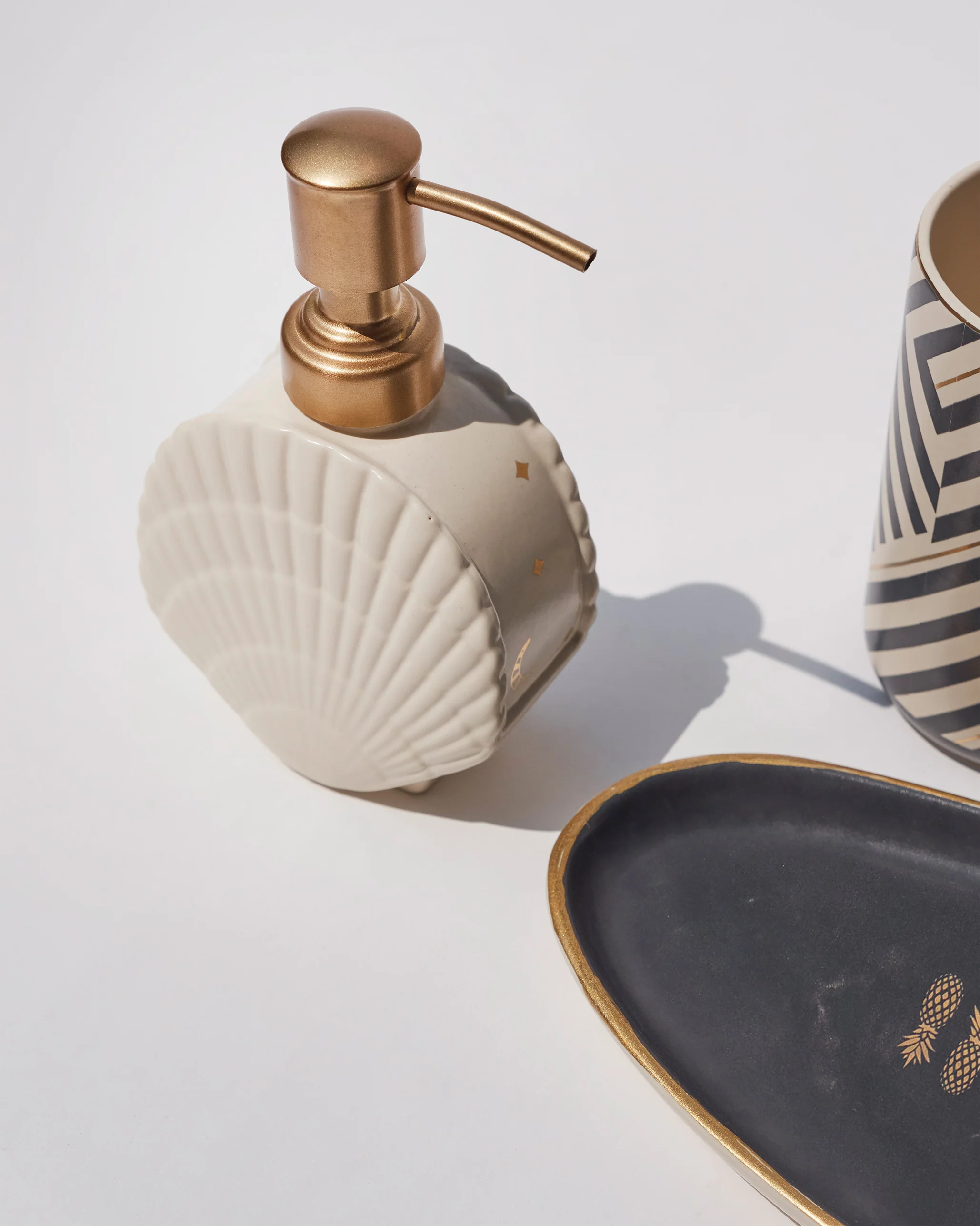 Coral Bathroom Set - Image 3