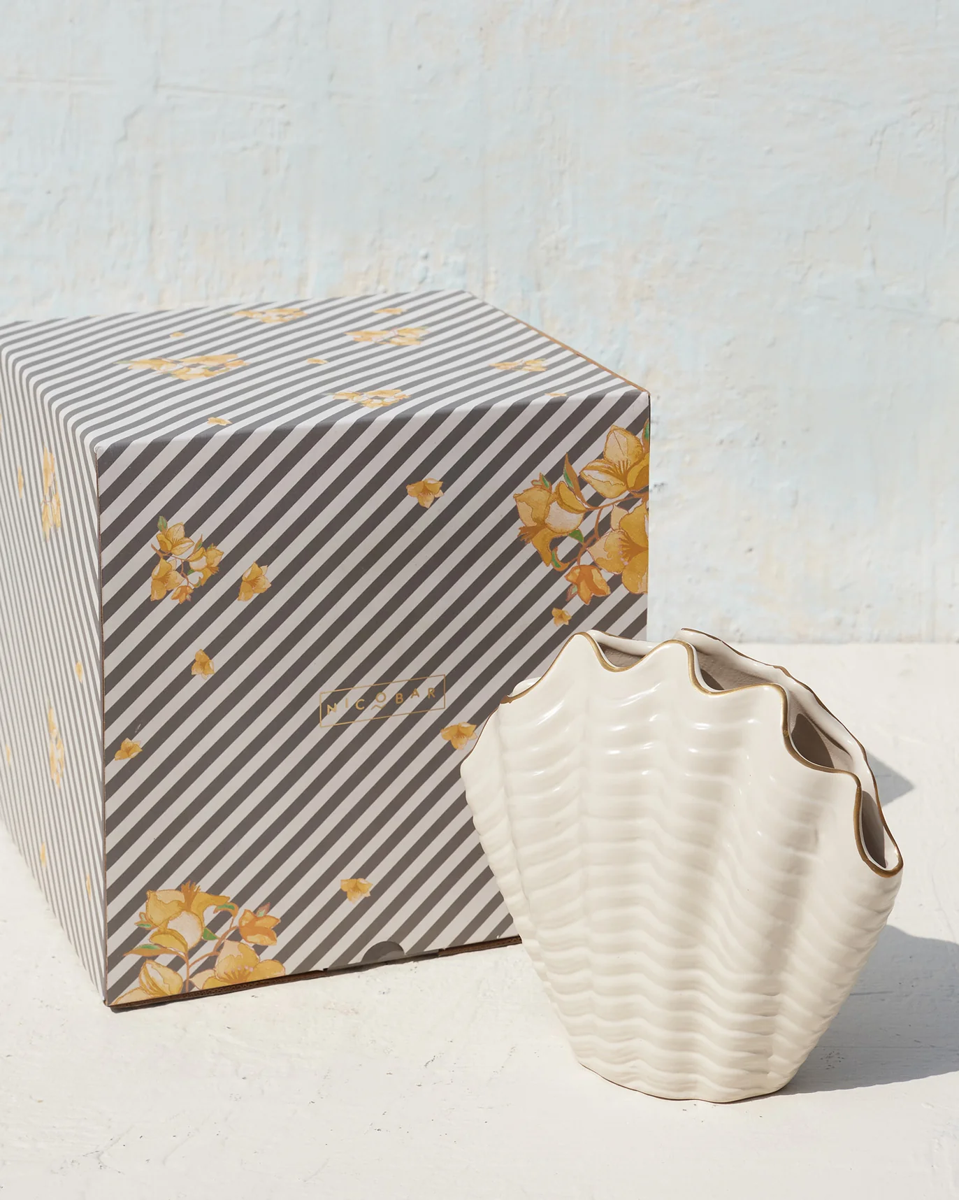Coral Vase - Image 5