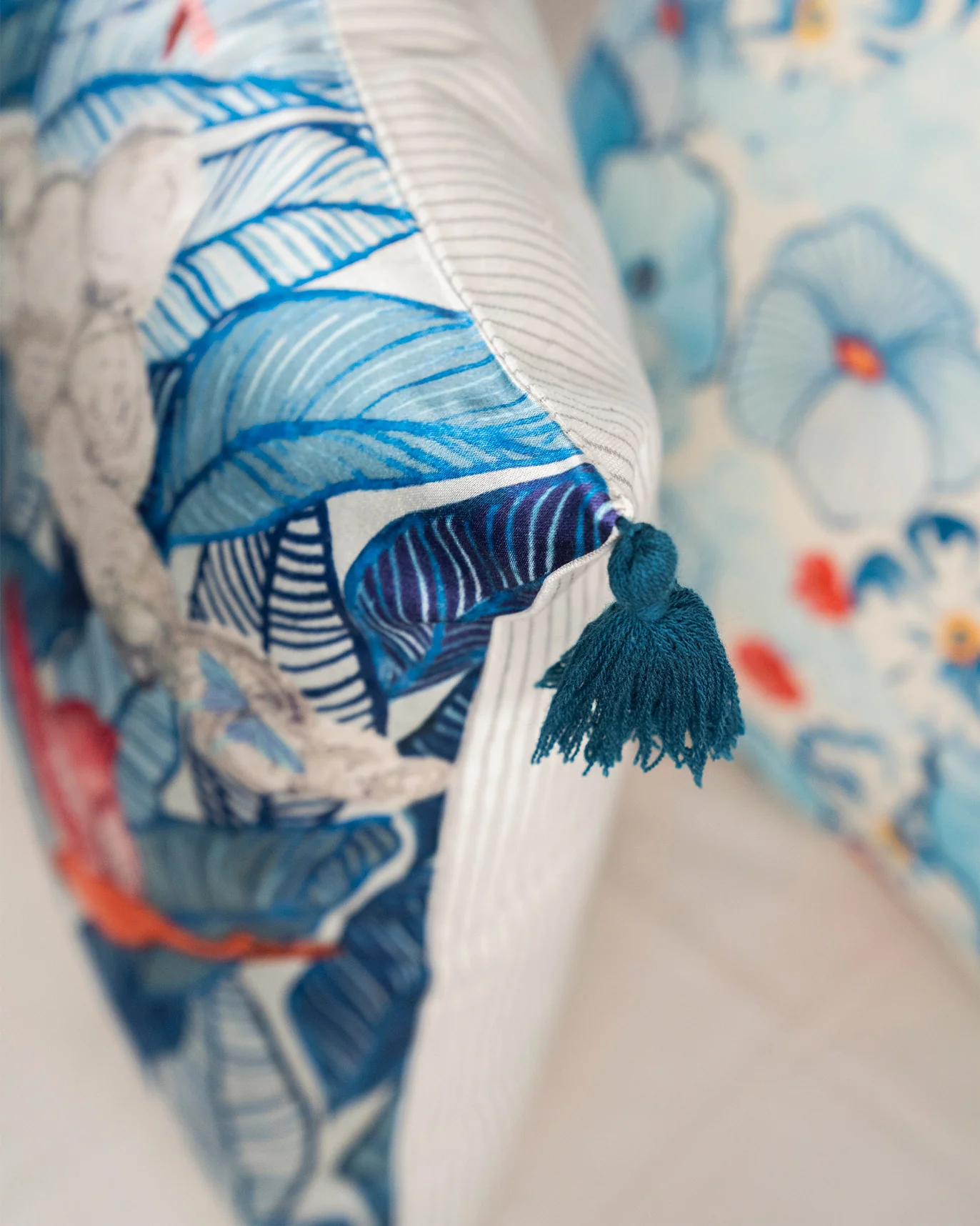 Crane Cushion Cover - Image 2